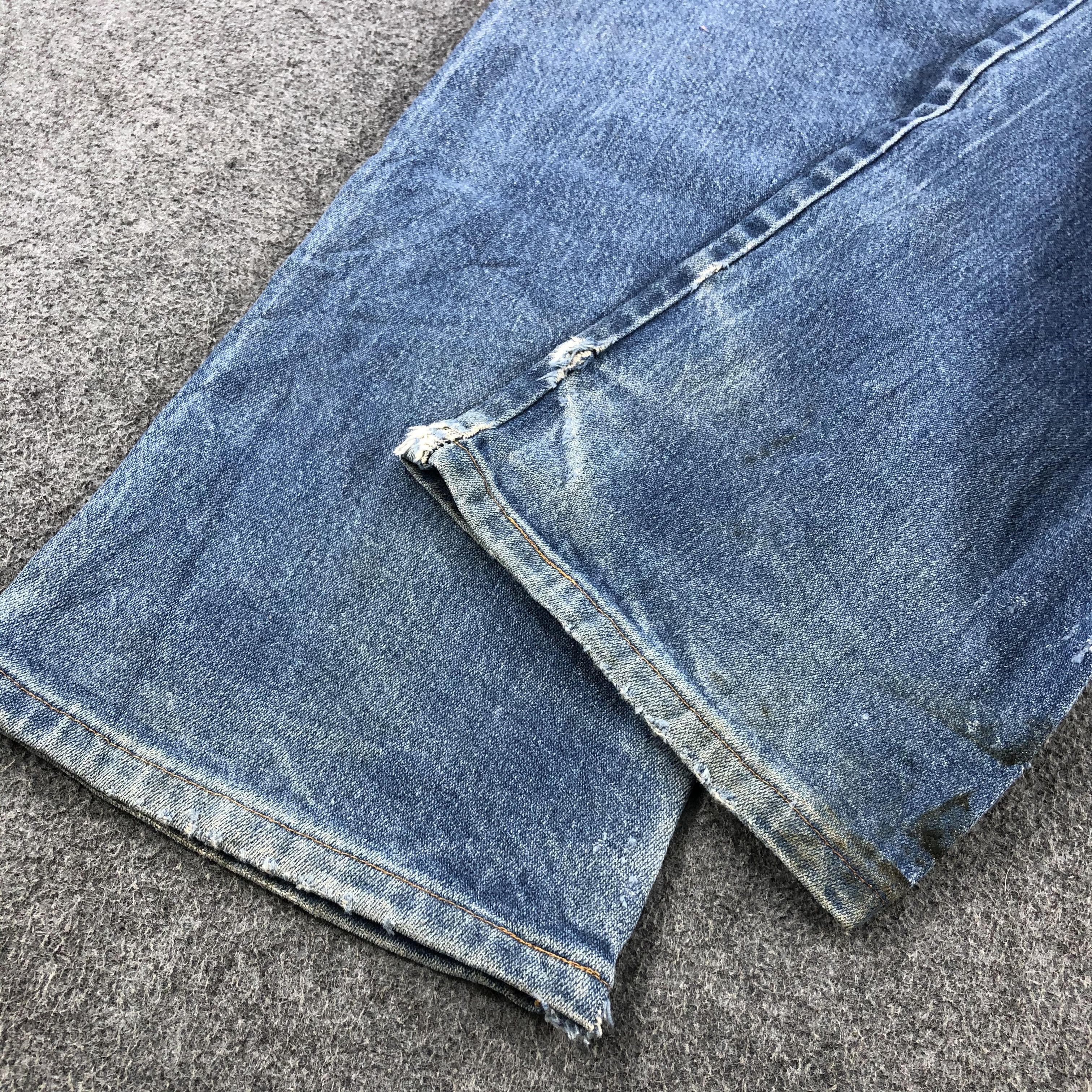 Vintage Vintage Blue Wash Wrangler Jeans-J2051 Size US 31 - 6 Thumbnail
