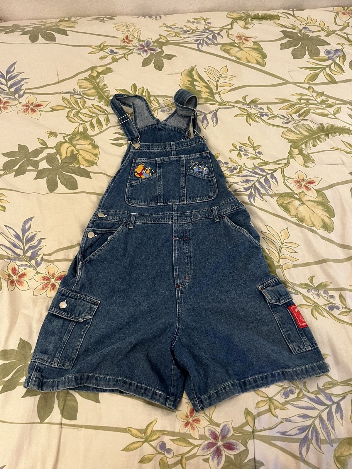 Vintage 90s Winnie the Pooh overalls shorts