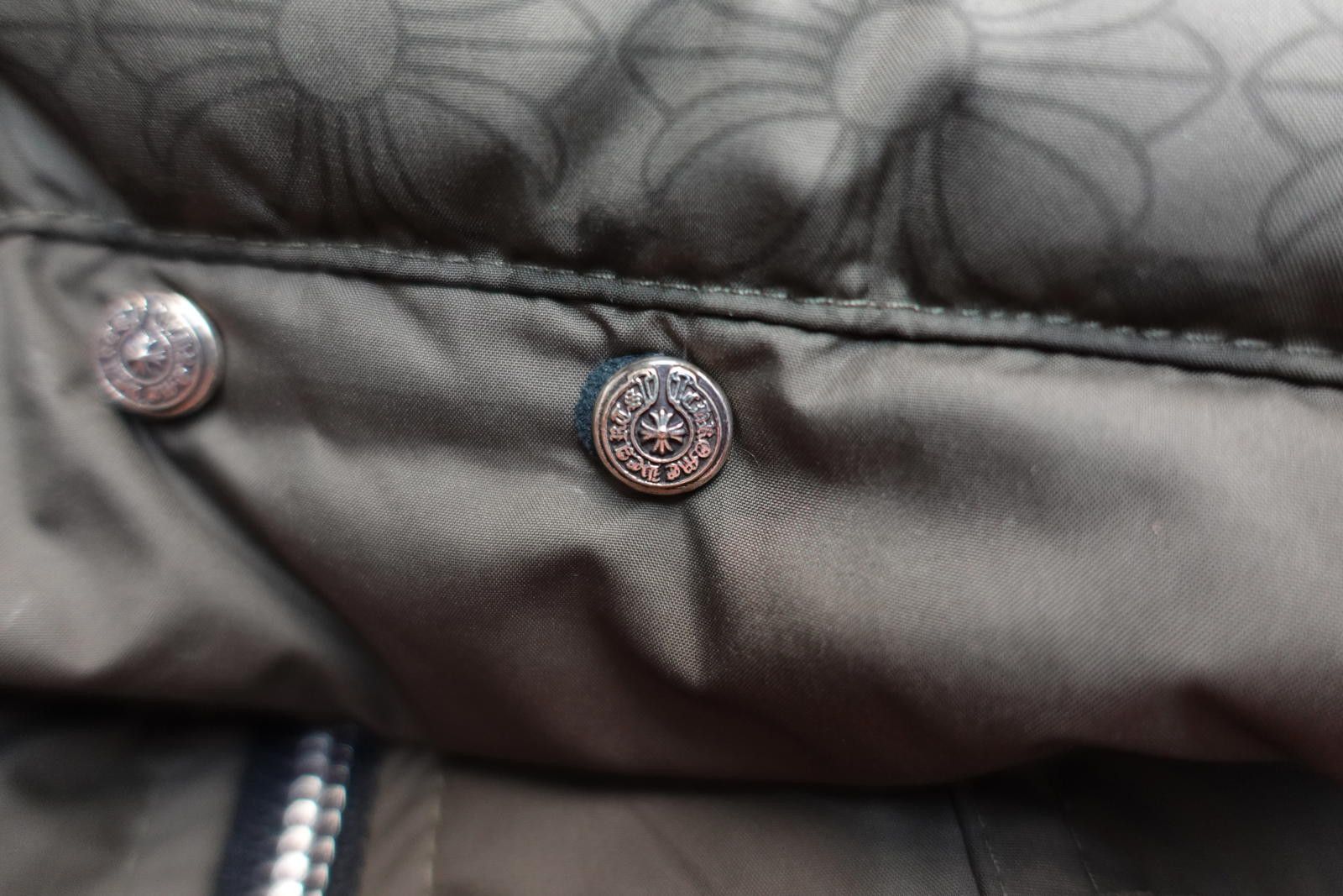 Chrome Hearts Chrome Heart Plus Pattern Puffer Jacket in Olive Green Size US XL / EU 56 / 4 - 5 Thumbnail