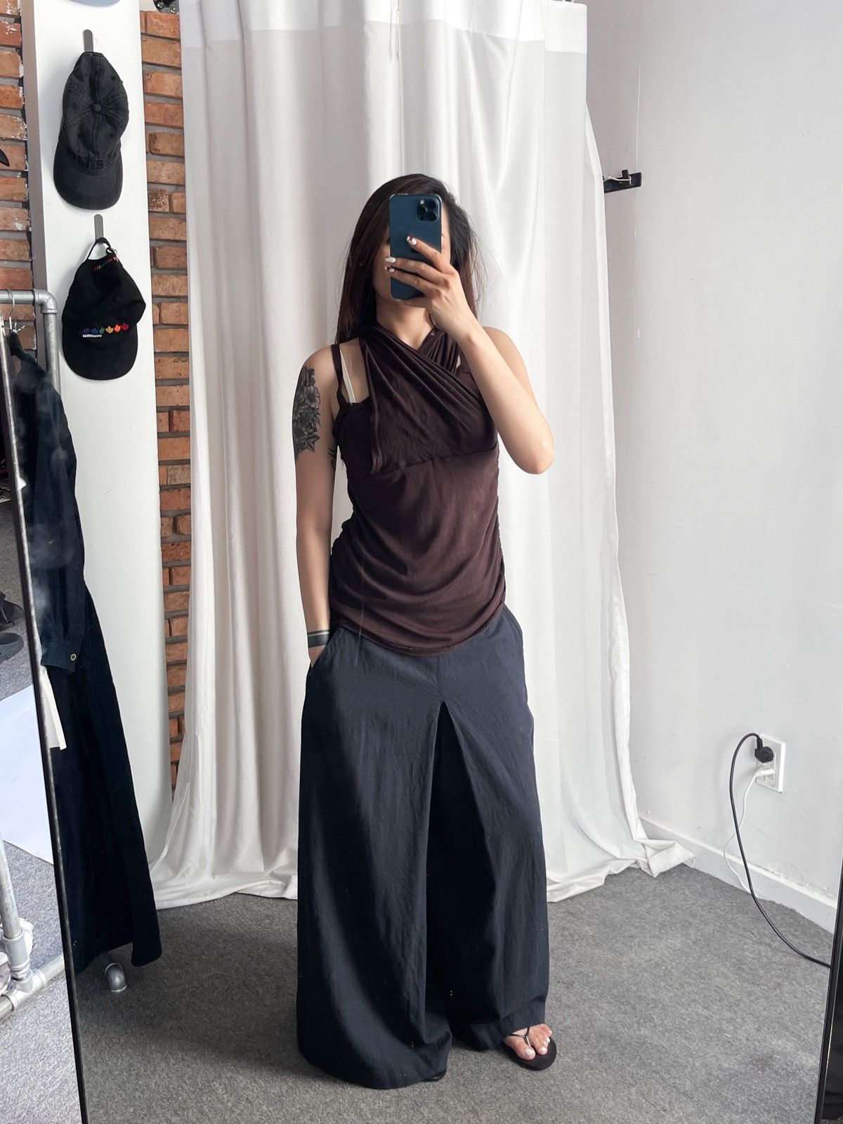 Journal Standard Double Standard Clothing Multi-Way Draped Batwing Knit Top Size ONE SIZE - 7 Thumbnail