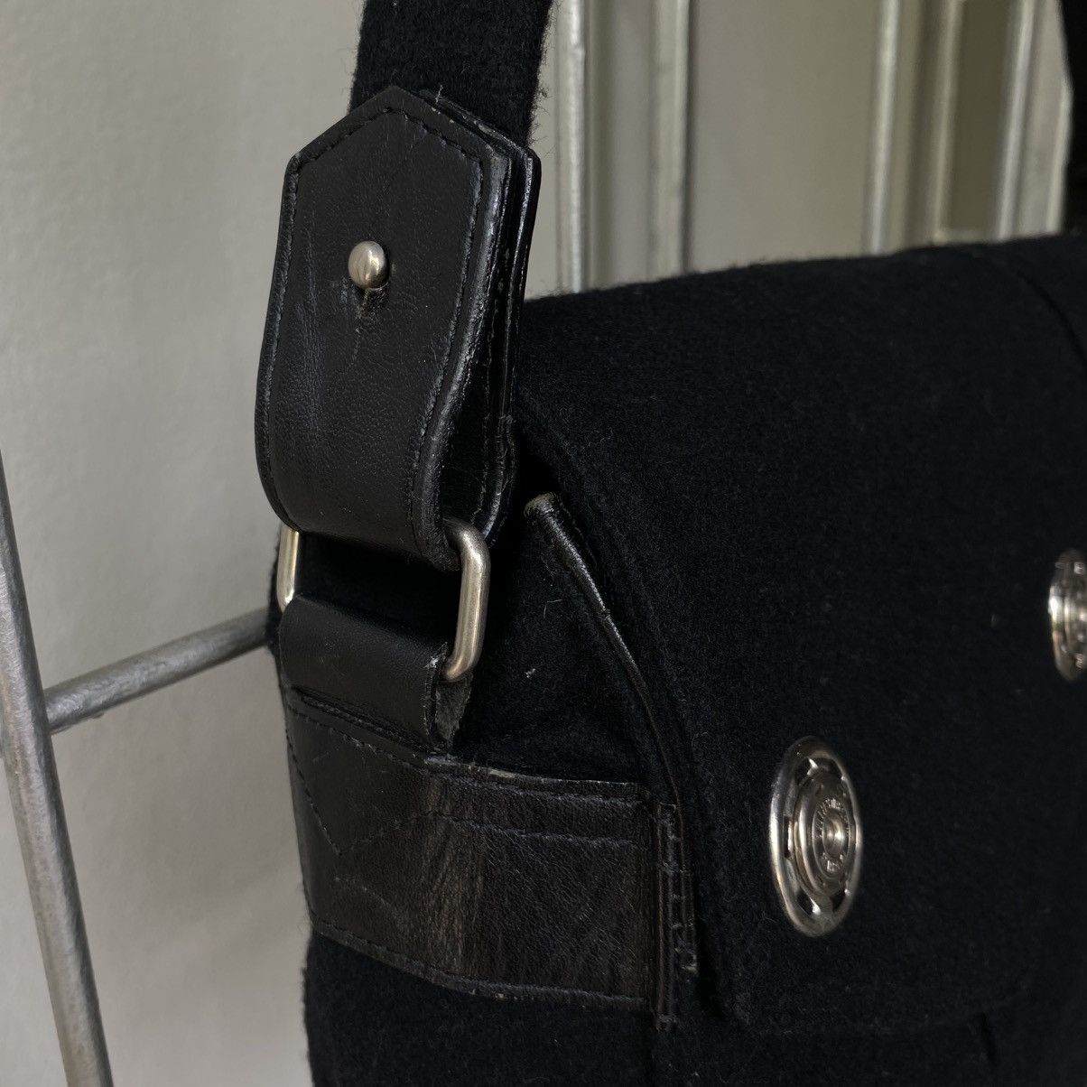Masaki Matsushima MASAKI MATSUSHIMA HOMME Shoulder Bag Size ONE SIZE - 18 Thumbnail