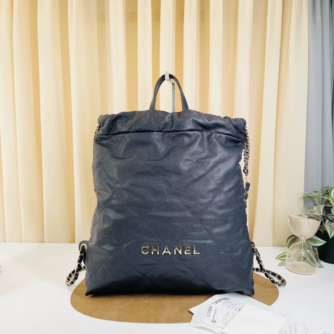 Chanel Pre-loved Bag Very good condition Size ONE SIZE - 1 Thumbnail