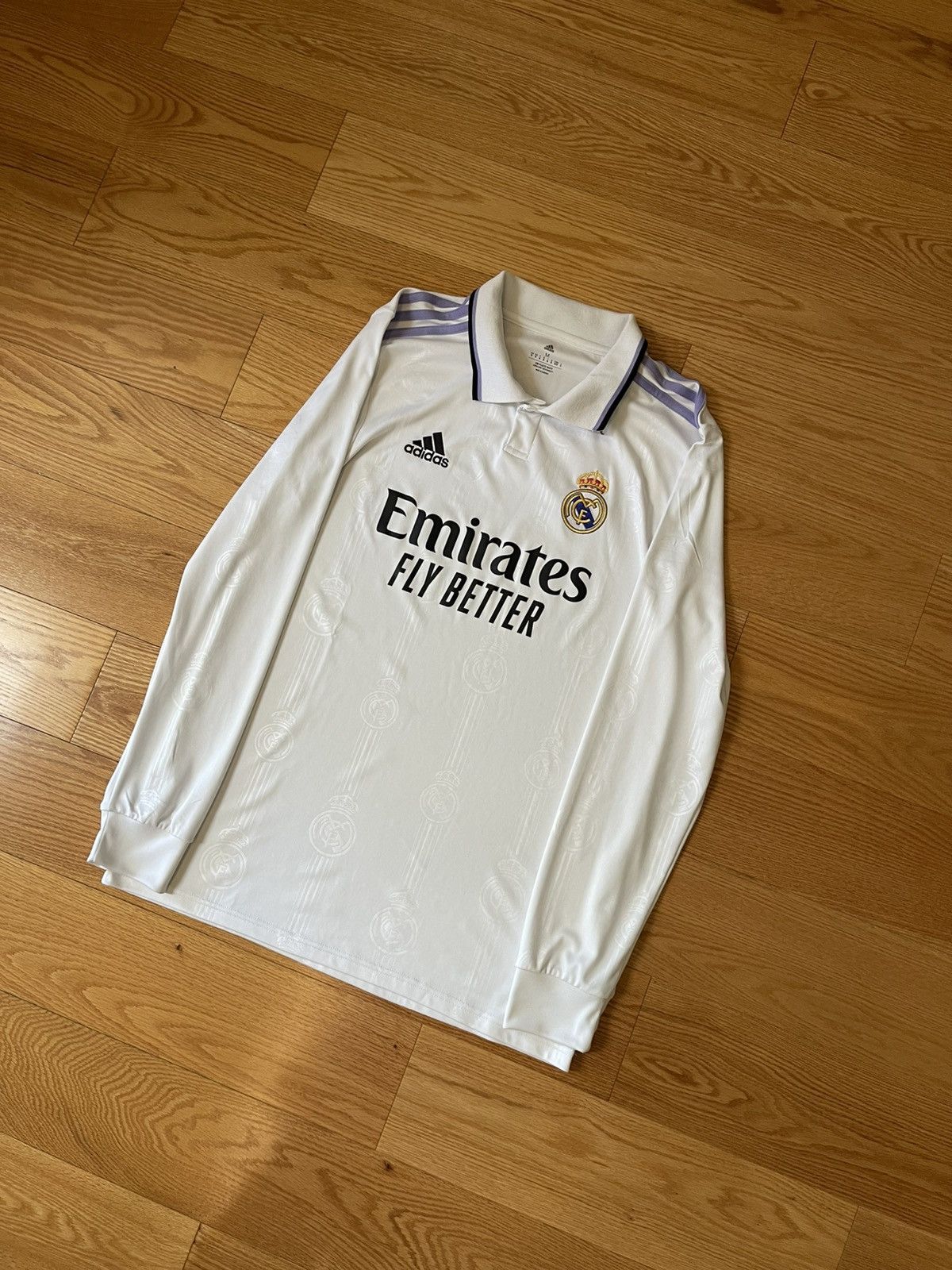 Adidas Adidas Real Madrid VINI JR🇧🇷 2022/23 home jersey Size US M / EU 48-50 / 2 - 2 Thumbnail