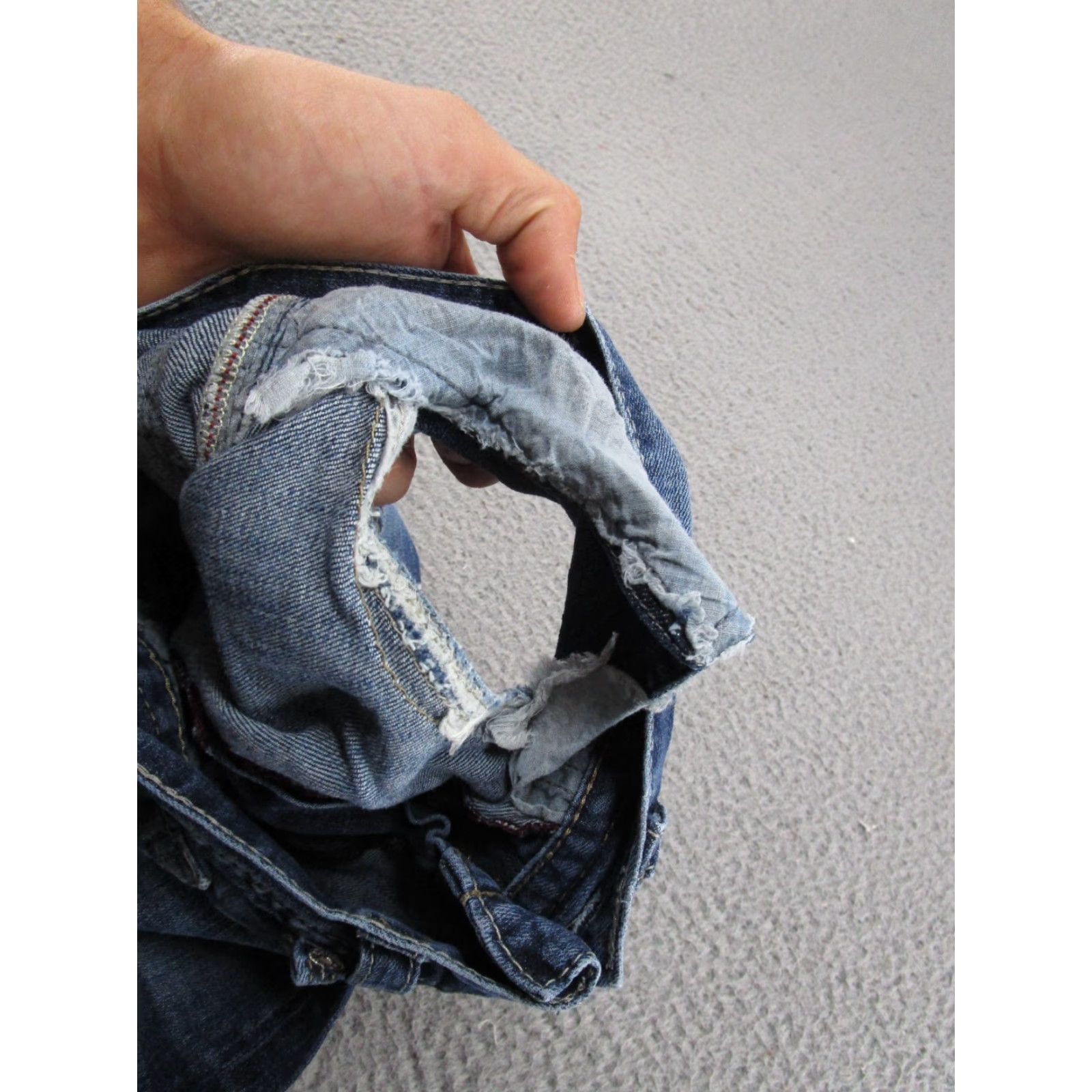 Silver Jeans Co. VINTAGE Silver Jeans Gordie Straight Leg Jeans 5-Pocket Mens 31x32 Blue Denim Read Missing Pockets Size US 31 - 7 Thumbnail