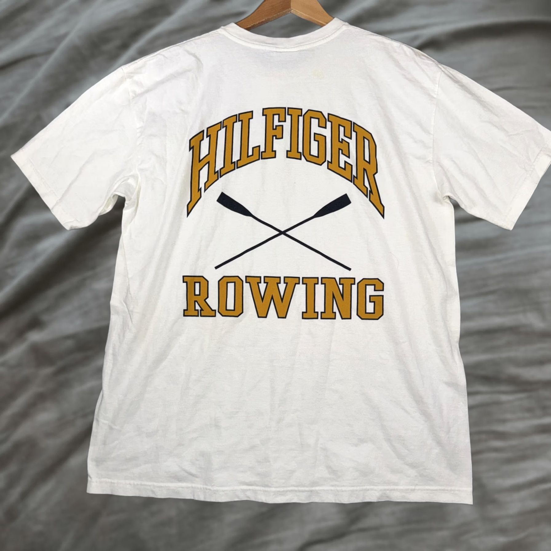 Tommy Hilfiger VINTAGE Tommy Hilfiger Shirt Mens L White Rowing Oars Graphic Tee USA 90s Mens Size US L / EU 52-54 / 3 - 1 Thumbnail