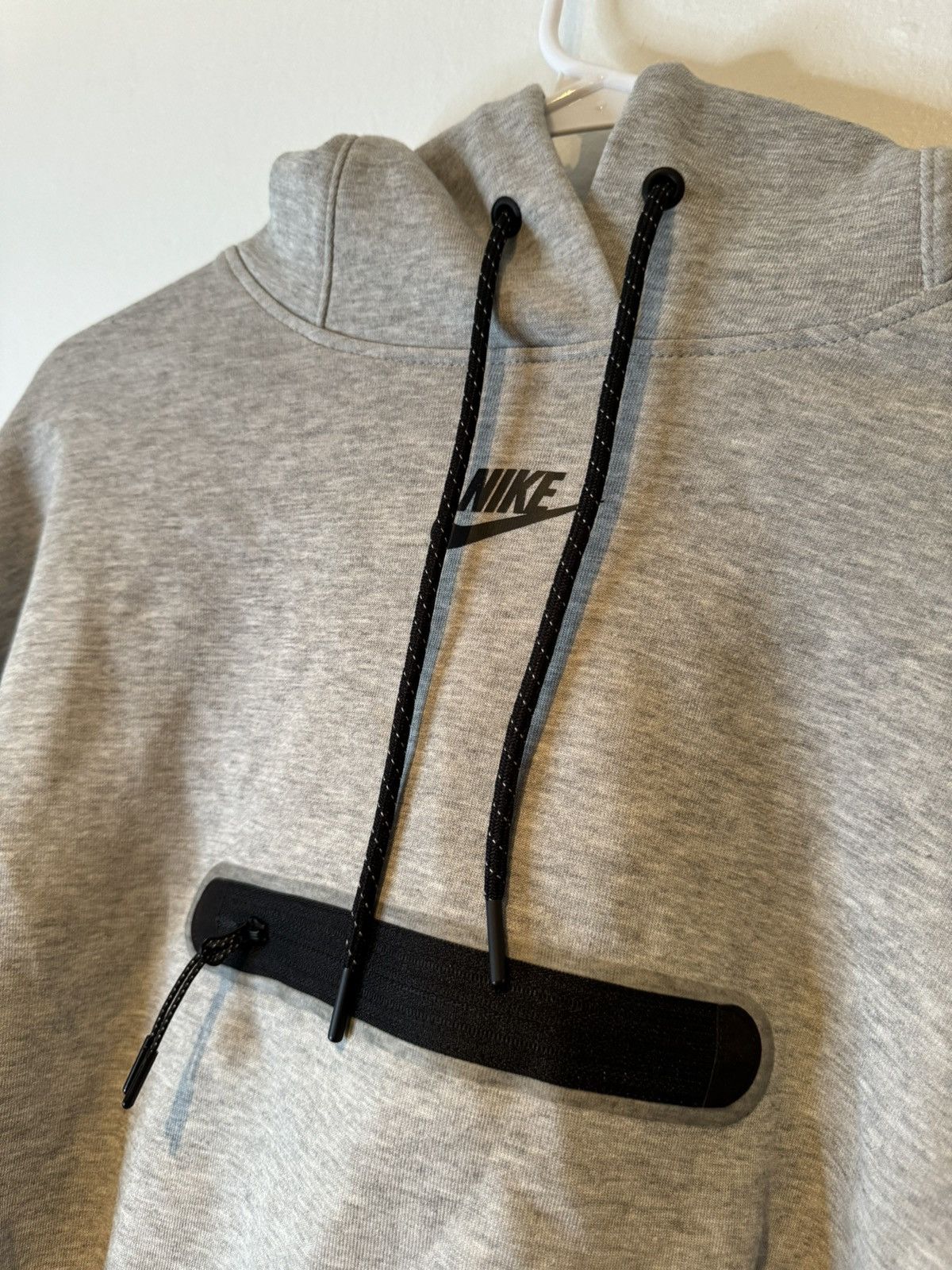 Nike Nike Tech Fleece Oversized Women's Pullover Hoodie Size XS Size XS / US 0-2 / IT 36-38 - 3 Thumbnail
