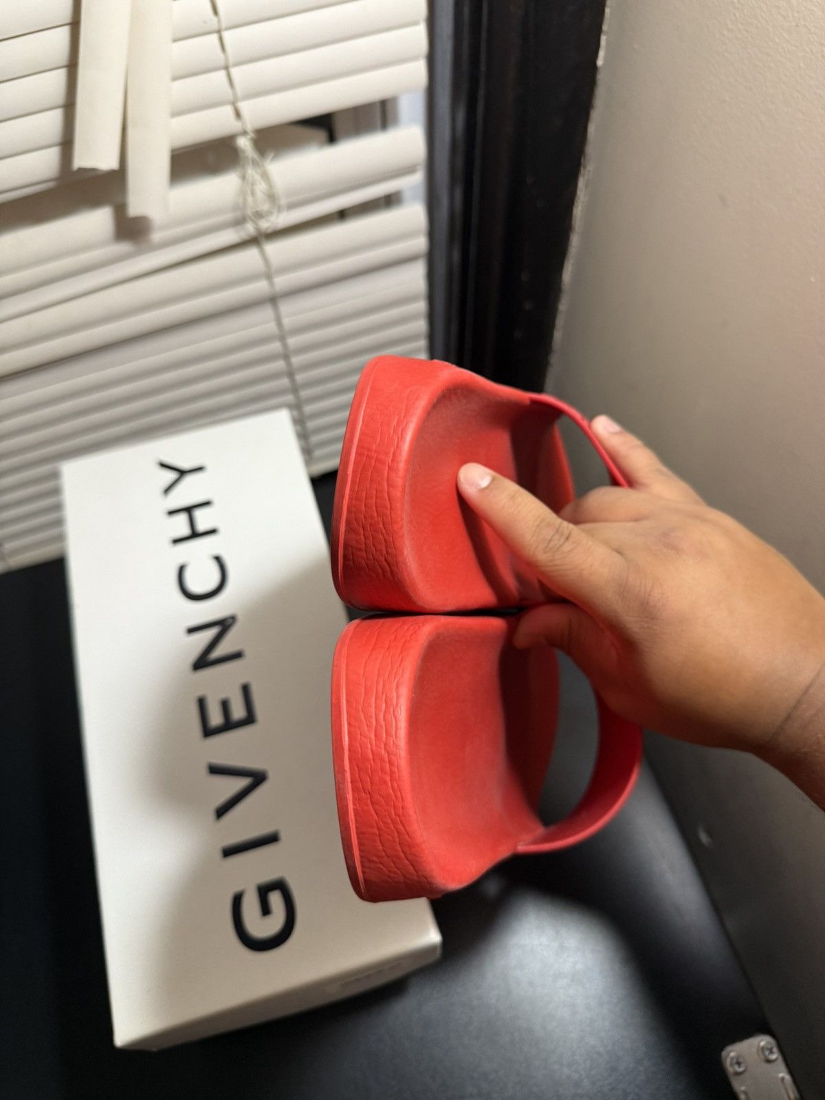 Givenchy Givenchy Red Slides Size 11 Size US 11 / EU 44 - 11 Thumbnail