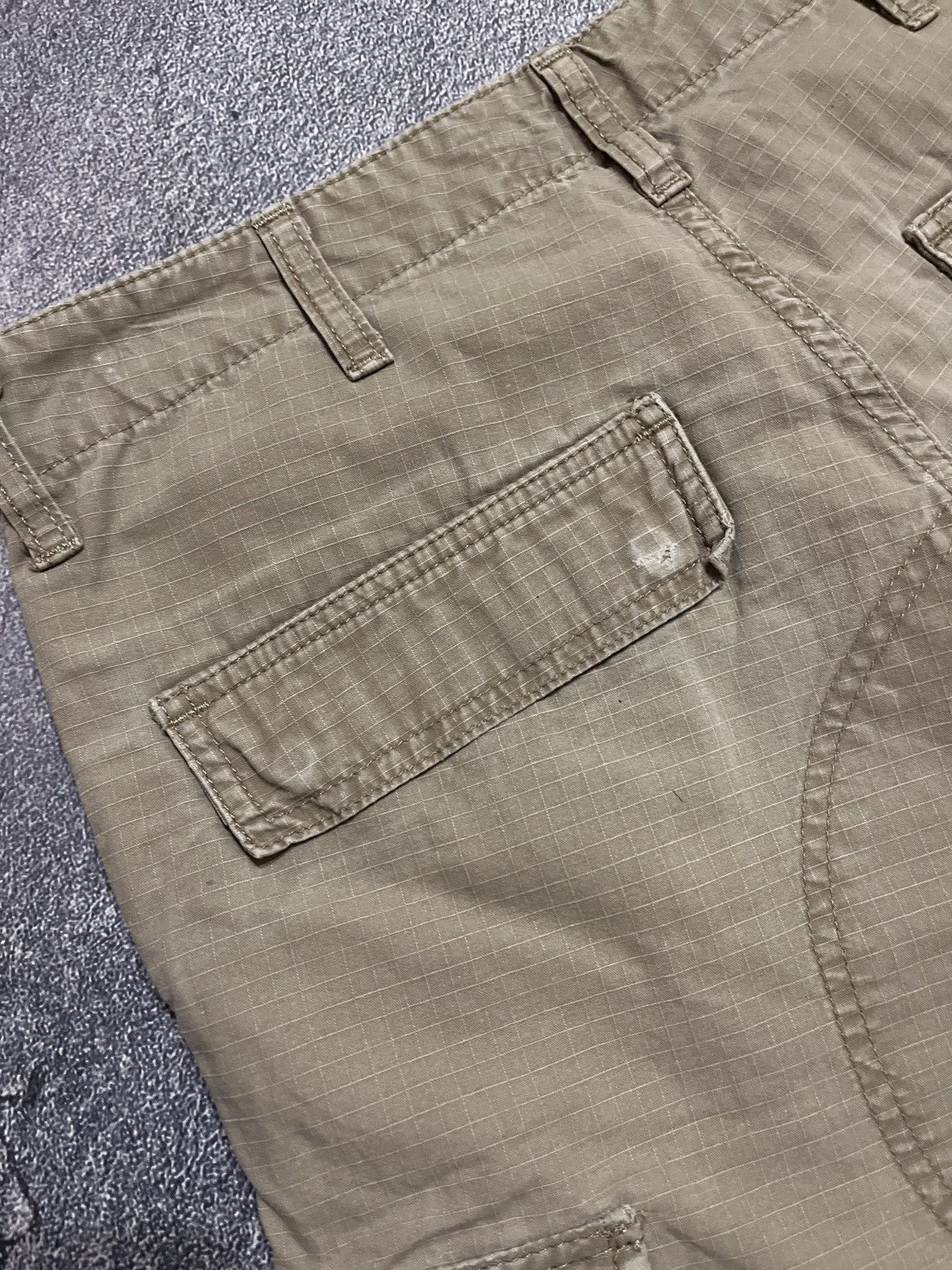 Carhartt Carhartt WIP Vintage regular cargo shorts Size US 28 / EU 44 - 6 Thumbnail