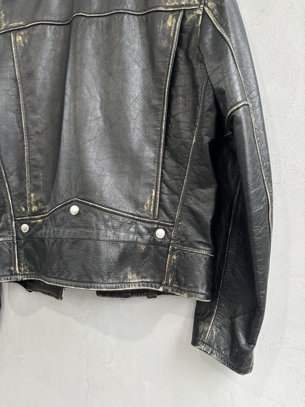Saint Laurent Paris Saint Laurent FW16 L01 calfskin distressed leather jacket Size US S / EU 44-46 / 1 - 12 Thumbnail