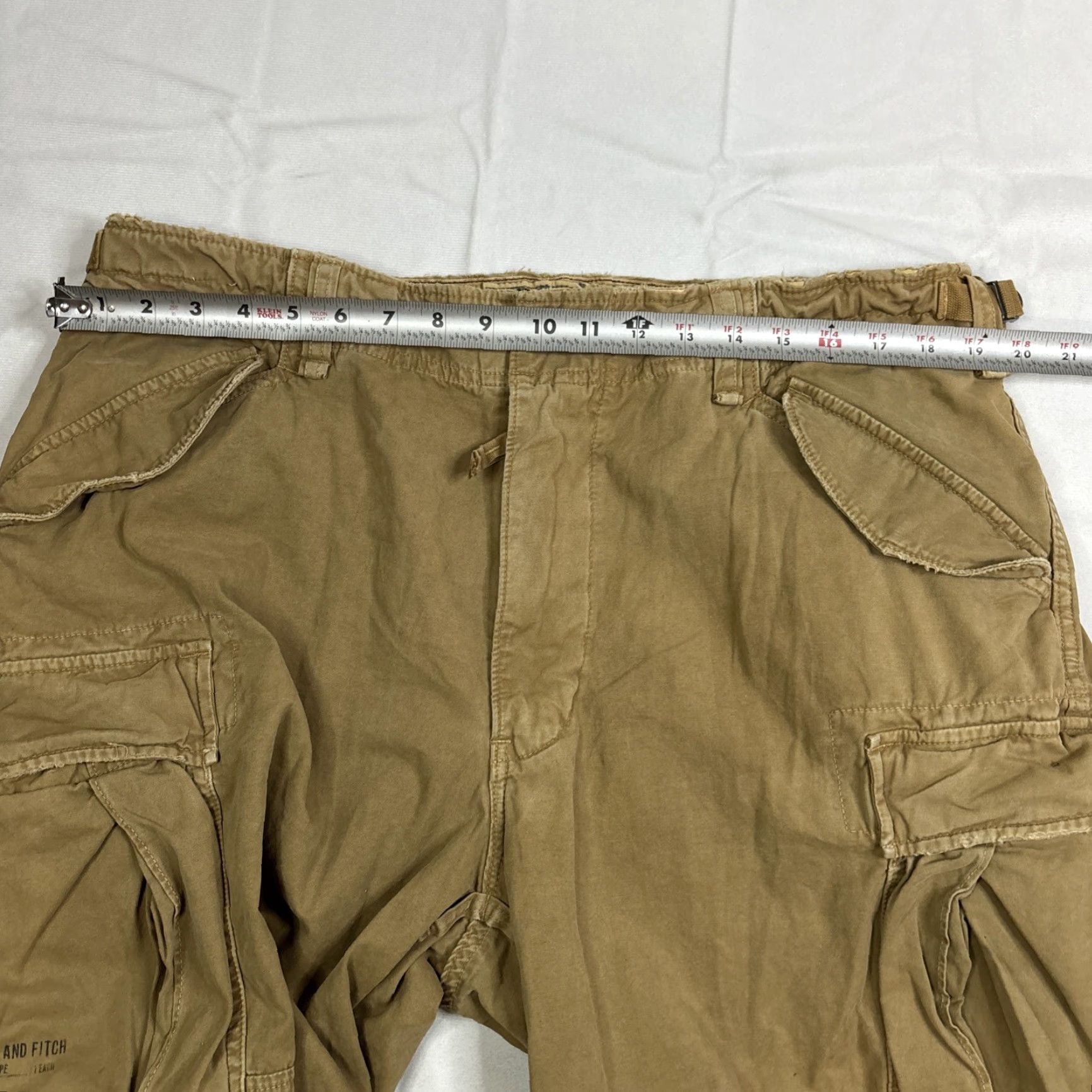 Abercrombie & Fitch VINTAGE Abercrombie & Fitch Cargo Pants Mens XL Baggy Beige VTG Y2K Paratrooper Military Cargo Straight Loose Size US 36 / EU 52 - 6 Thumbnail