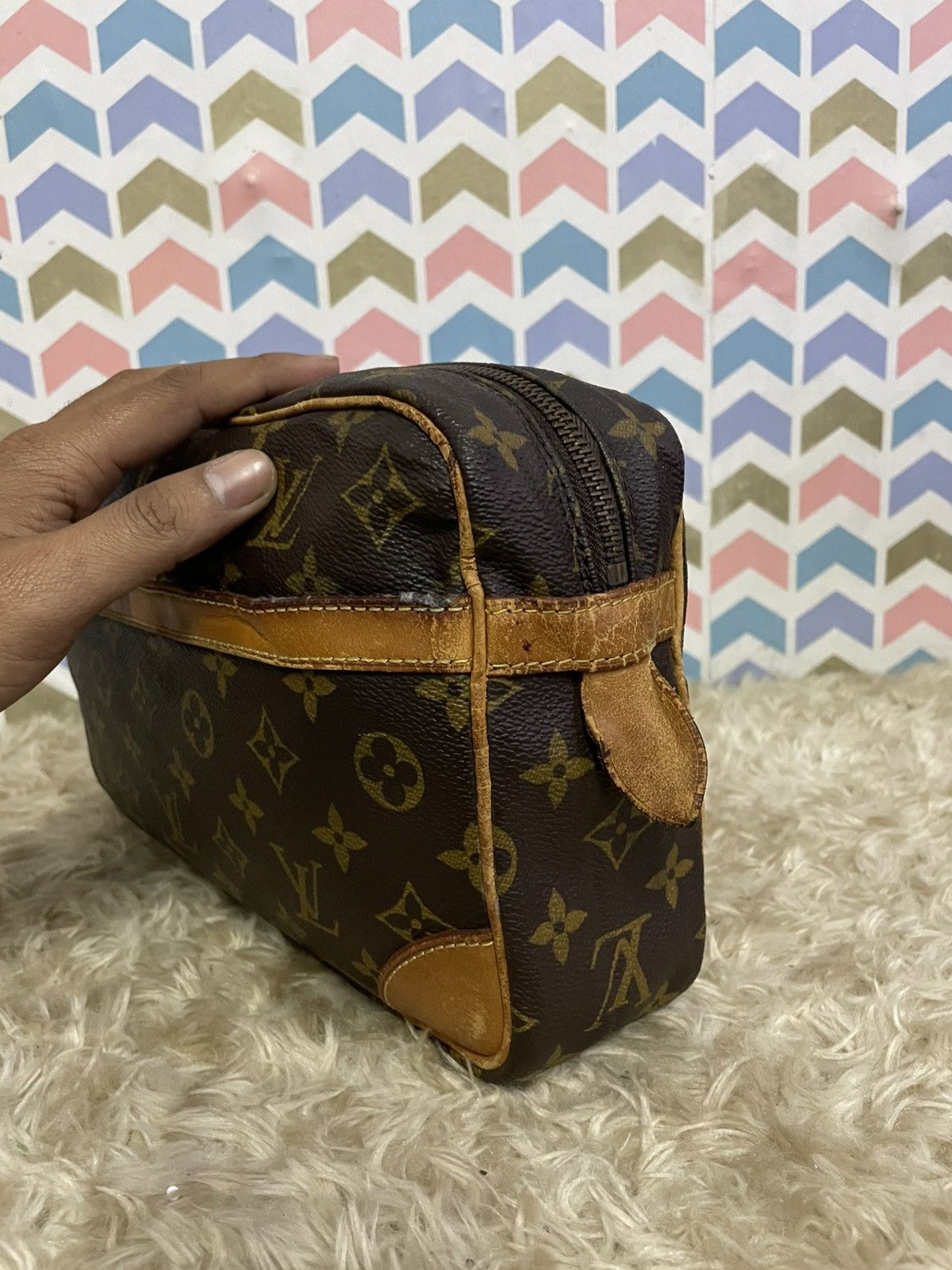 Louis Vuitton Vintage Louis Vuitton Cluct Bag Size ONE SIZE - 14 Thumbnail