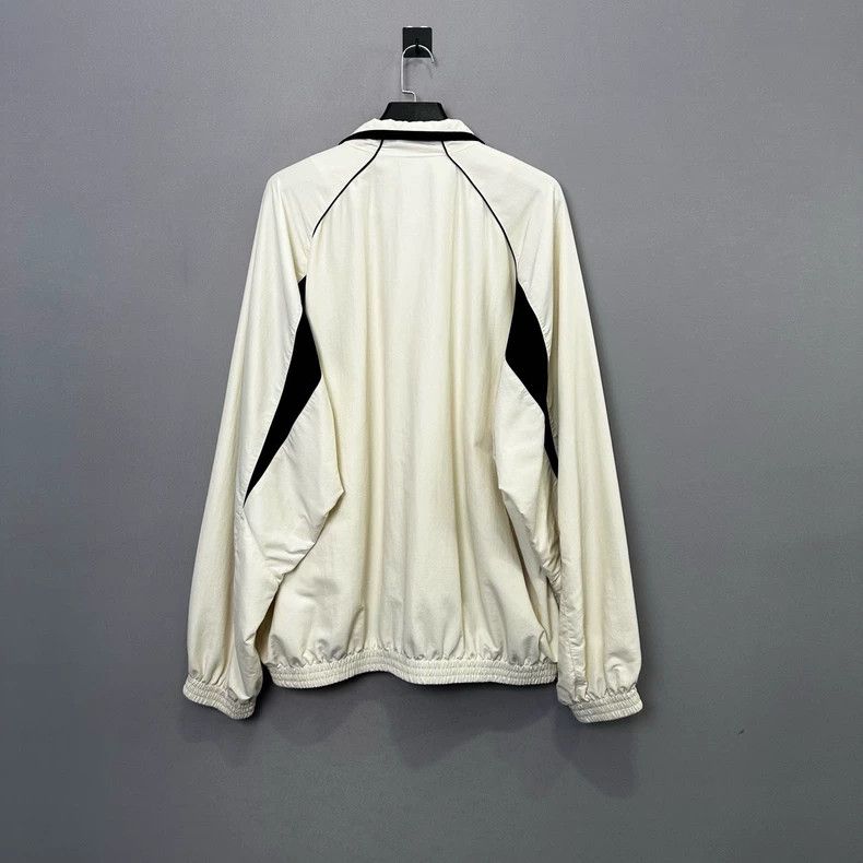 Balenciaga Balenciaga FW23 New 3B Embroidered Letter logo Print Contra Size US L / EU 52-54 / 3 - 3 Thumbnail