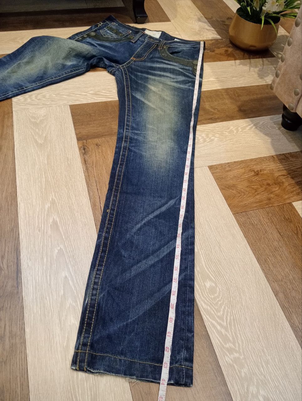 Japanese Brand LOLITA JEANS BLUE WASHED DENIM COTTON LEATHER POCKET PANTS Size US 28 / EU 44 - 16 Thumbnail
