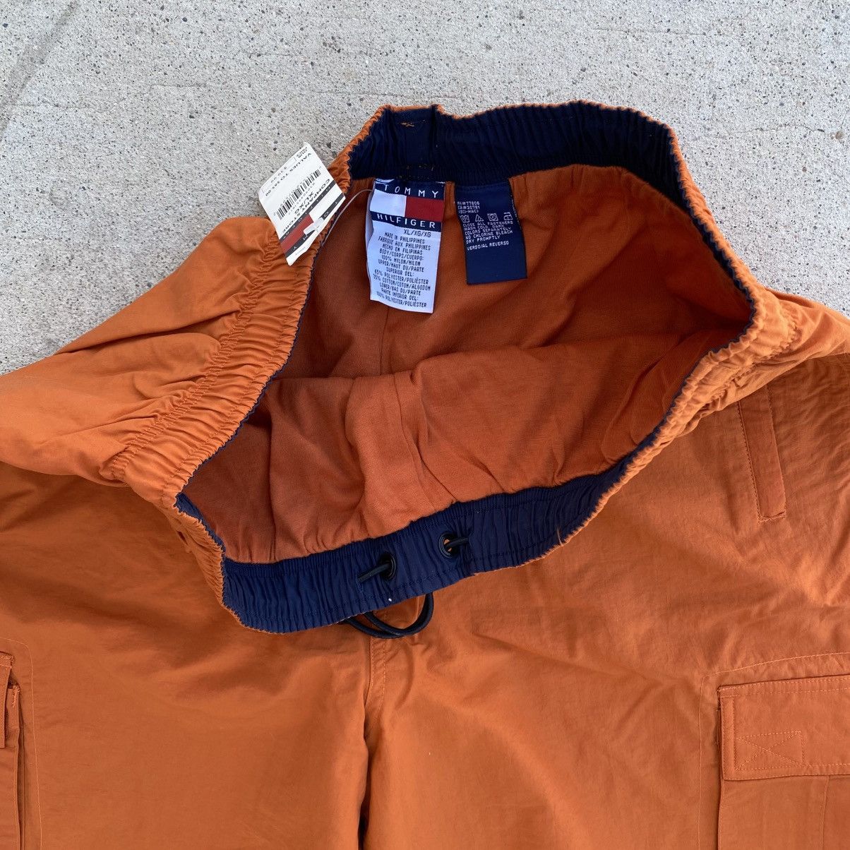 Tommy Hilfiger Vintage Tommy Hilfiger Cargo Nylon Track Pants Orange New Size US 36 / EU 52 - 4 Thumbnail