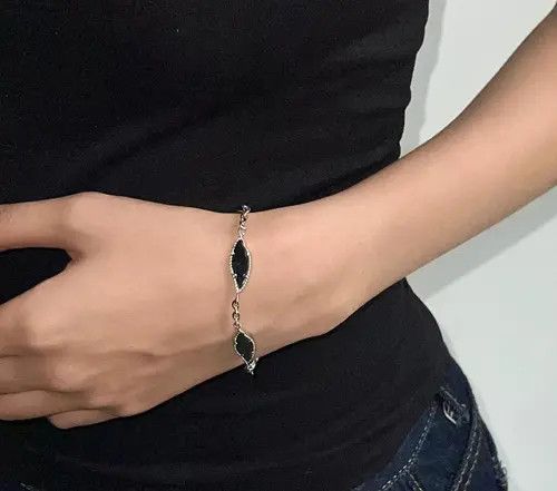 Jewelry 596Silver Chain Bracelet with Black Leaf-Shaped Accents Size ONE SIZE - 7 Thumbnail