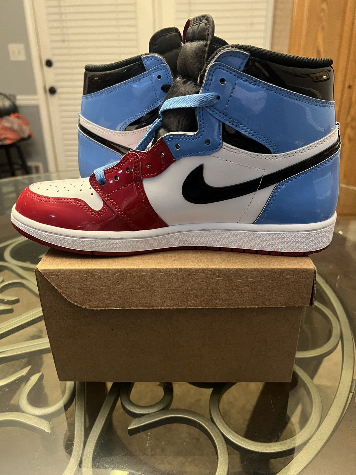 Jordan Brand Jordan 1 Retro High Fearless 2019 Size US 9.5 / EU 42-43 - 12 Thumbnail