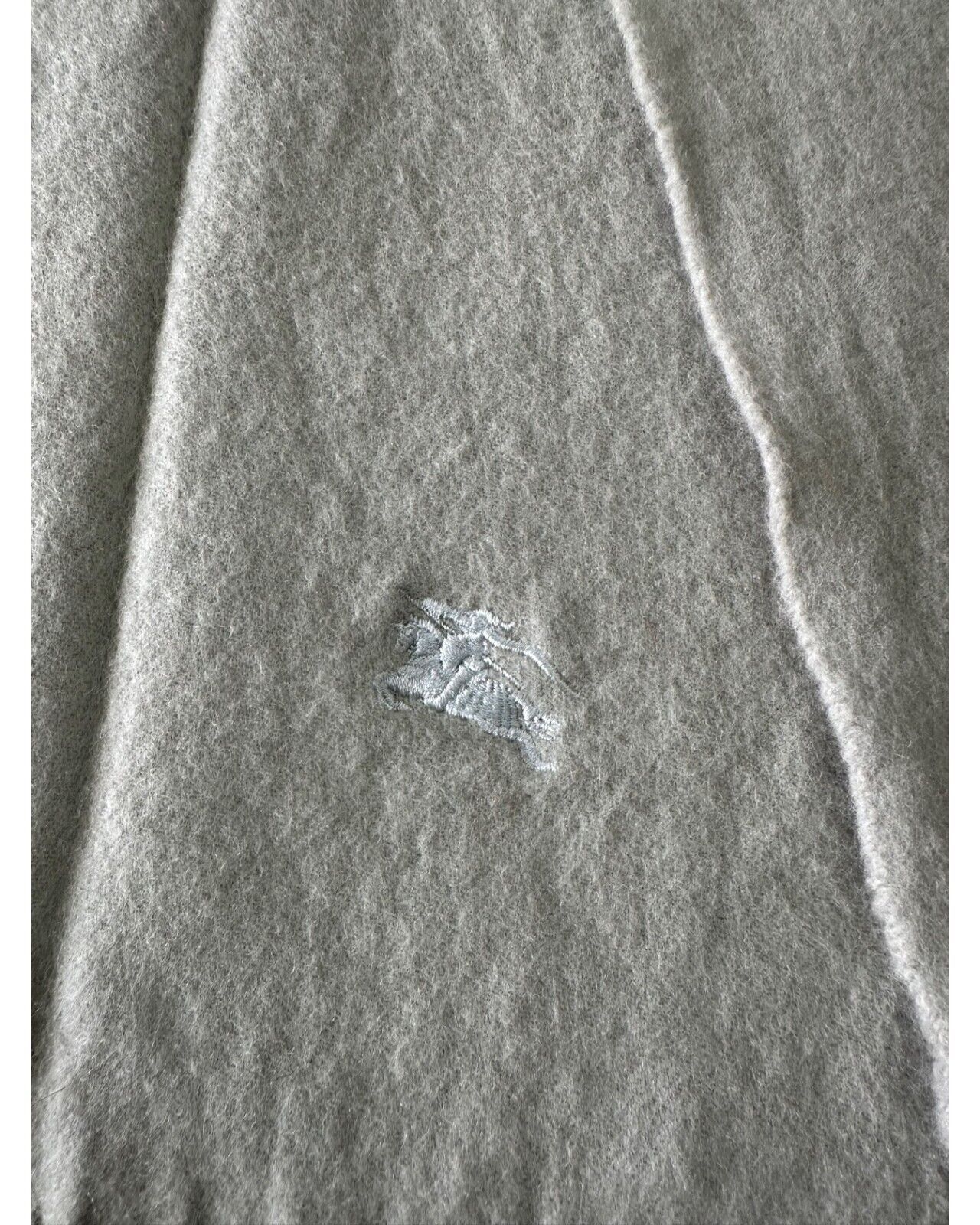Burberry Burberry Vintage Unisex Scarf Grey 100% Lambswool Size ONE SIZE - 4 Thumbnail