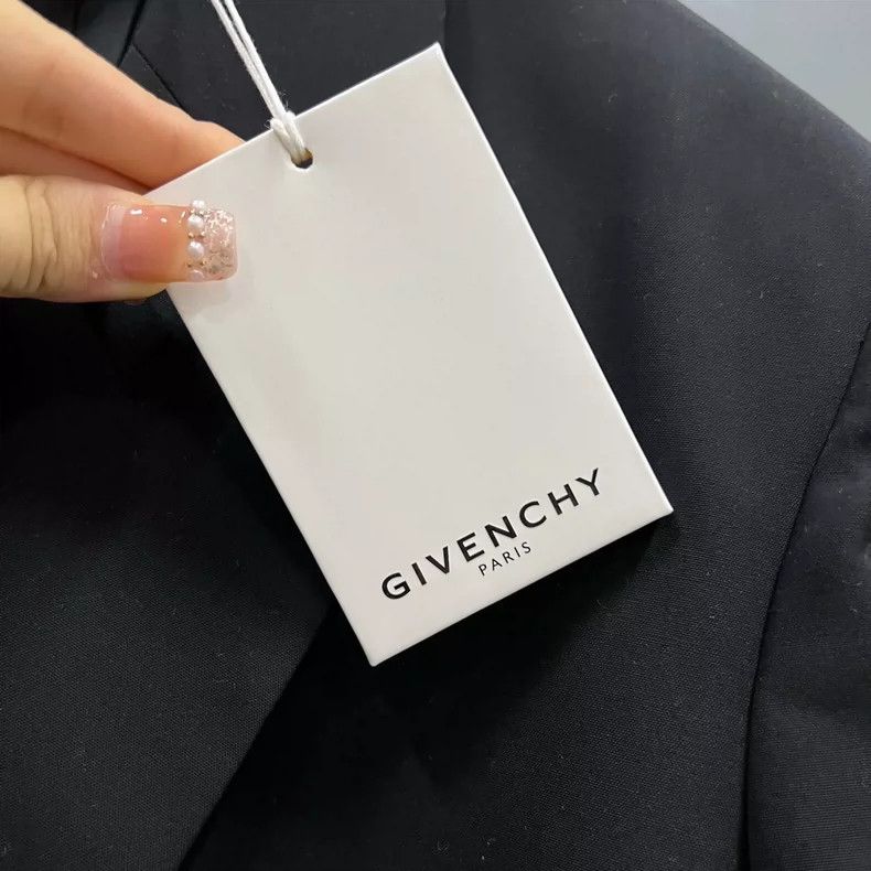 Givenchy Givenchy [XH] Black buckle suit size 36 Size US M / EU 48-50 / 2 - 3 Thumbnail
