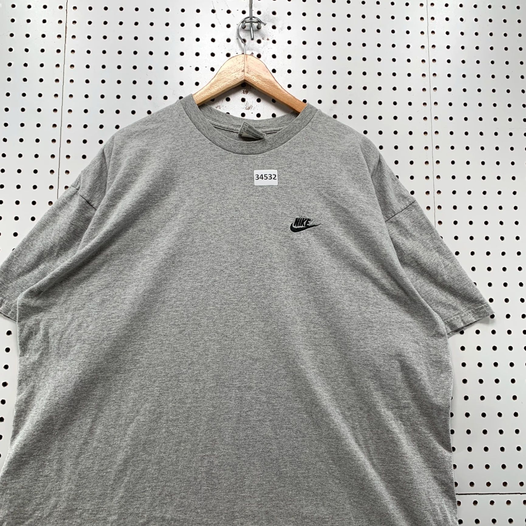 Nike Vintage 90s Nike Shirt Mens 2XL Gray Spell Out Swoosh Made USA 26.5x30 Size US XXL / EU 58 / 5 - 2 Thumbnail