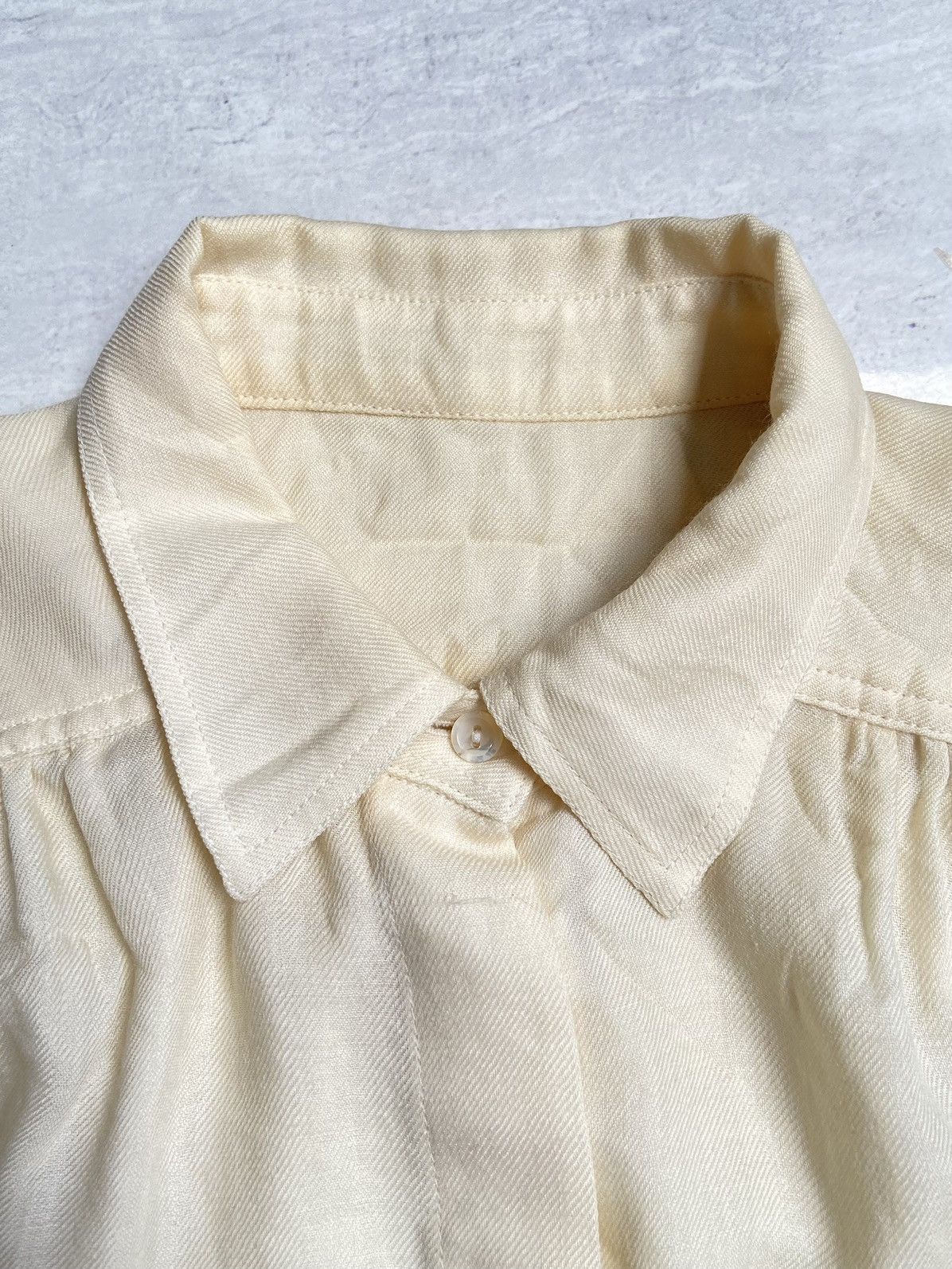 Etienne Aigner ETIENNE AIGNER Cream Shirt Size US S / EU 44-46 / 1 - 10 Thumbnail