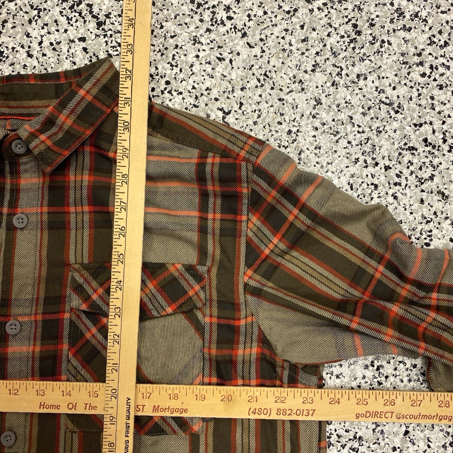 Mountain Hardwear Mountain Hardwear Shirt Mens Large Long Sleeve Plaid Green Pocket Button-Up Flannel Casual Outdoor Vintage No Size US L / EU 52-54 / 3 - 3 Thumbnail