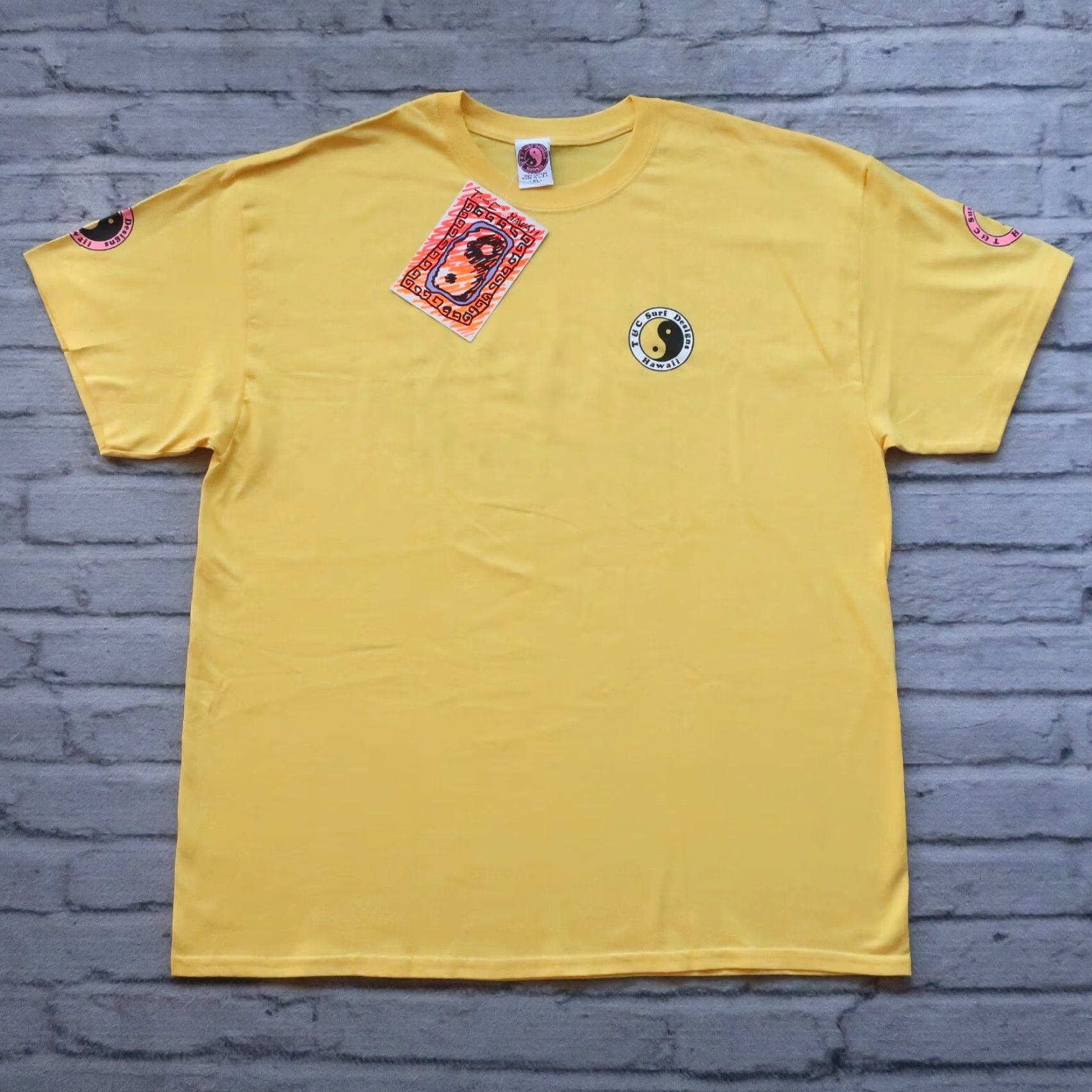 Vintage VINTAGE T&C Surf Shirts Town & Country Tshirt USA Made in USA 80s Men XL Yellow Mens Tshirt 1986 Vintage Size US XL / EU 56 / 4 - 3 Thumbnail