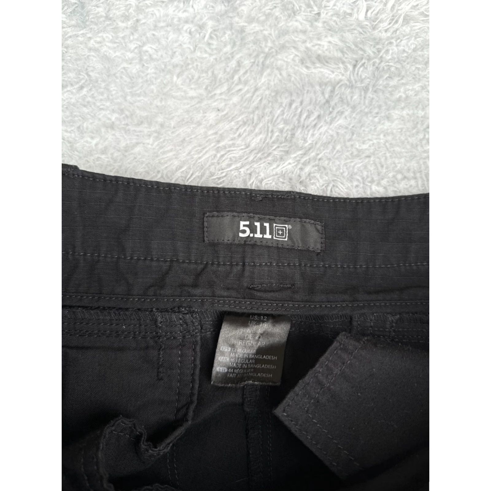Vintage 5.11 Tactical Pants Women 12 Black Rip-Stop Cargo LEO EMT Double Knee 32x25 Pants Size 34" / US 12 / IT 48 - 6 Thumbnail