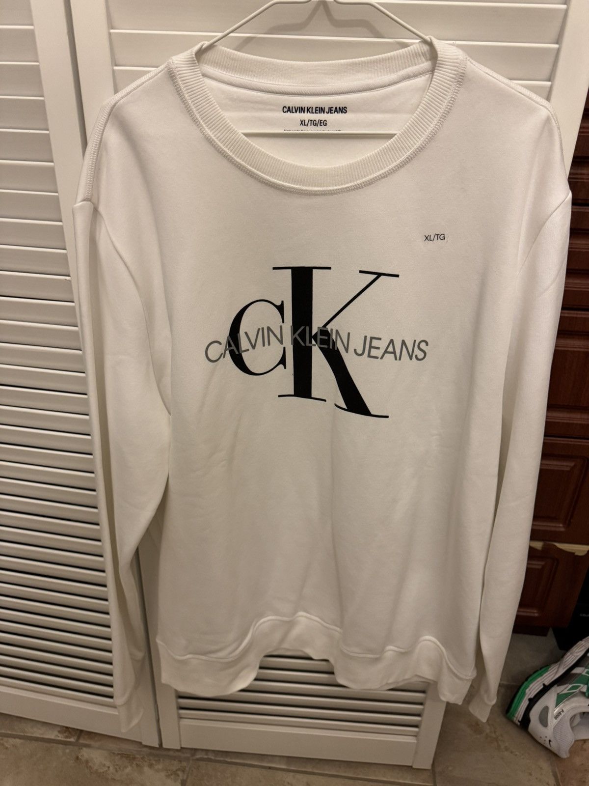 Calvin Klein Calvin Klein white logo sweatshirt Size US XL / EU 56 / 4 - 1 Thumbnail