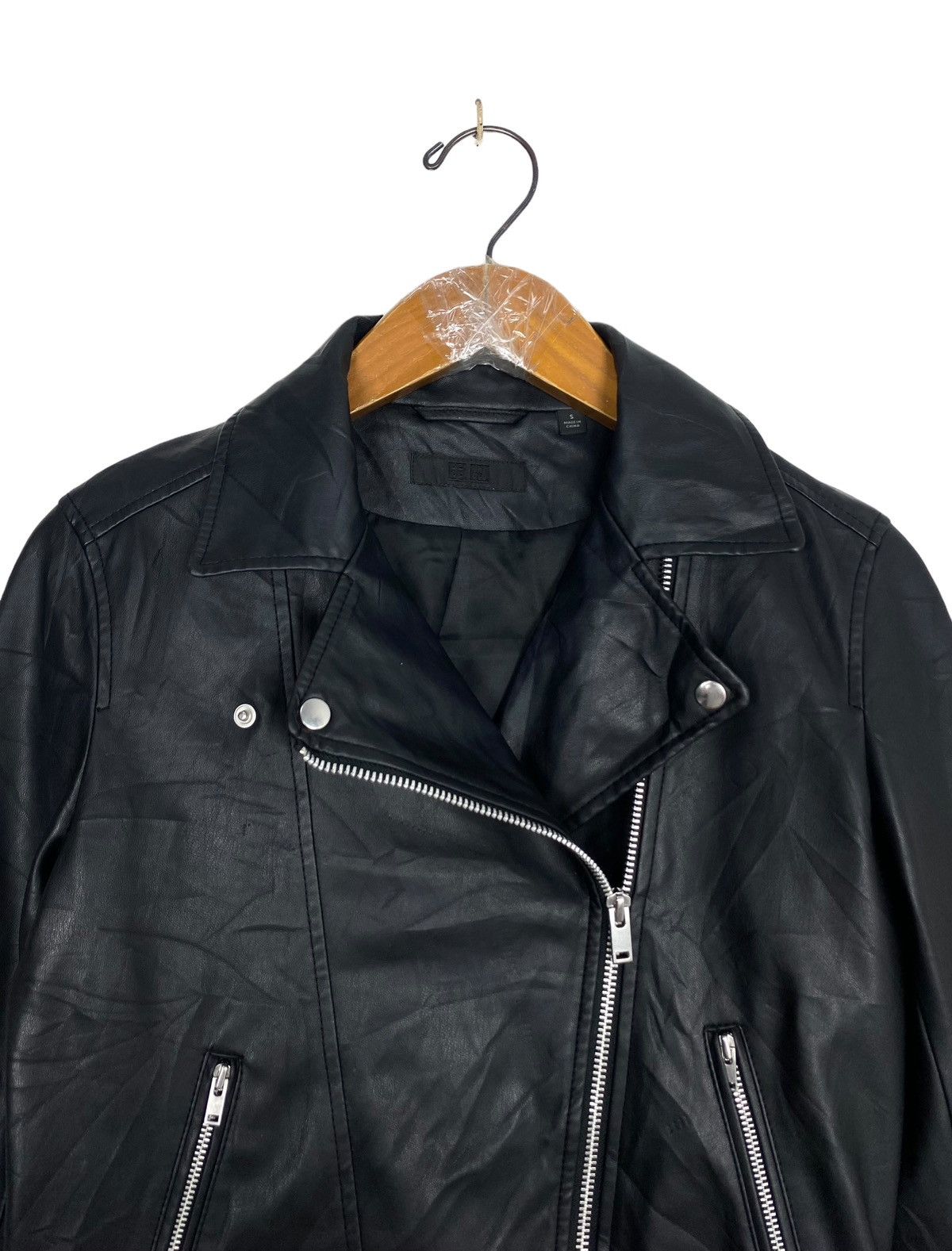 Uniqlo Rare‼️ Uniqlo Pu Leather Biker Jacket Size S / US 4 / IT 40 - 4 Thumbnail