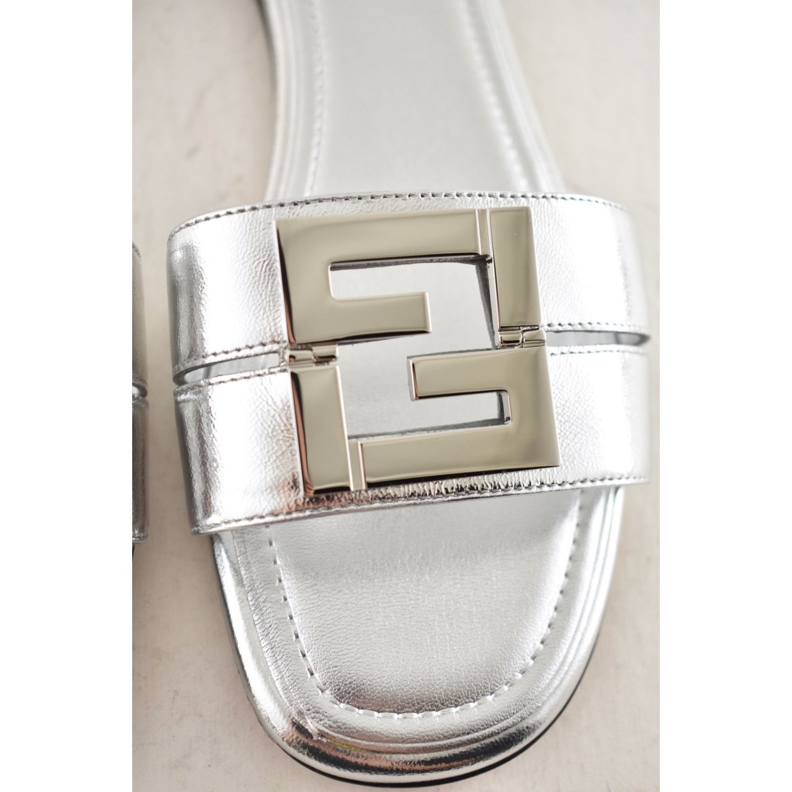 Fendi Fendi Fold Argento Silver FF Monogram Mule Slide Sandal 37 Size US 7 / IT 37 - 11 Thumbnail
