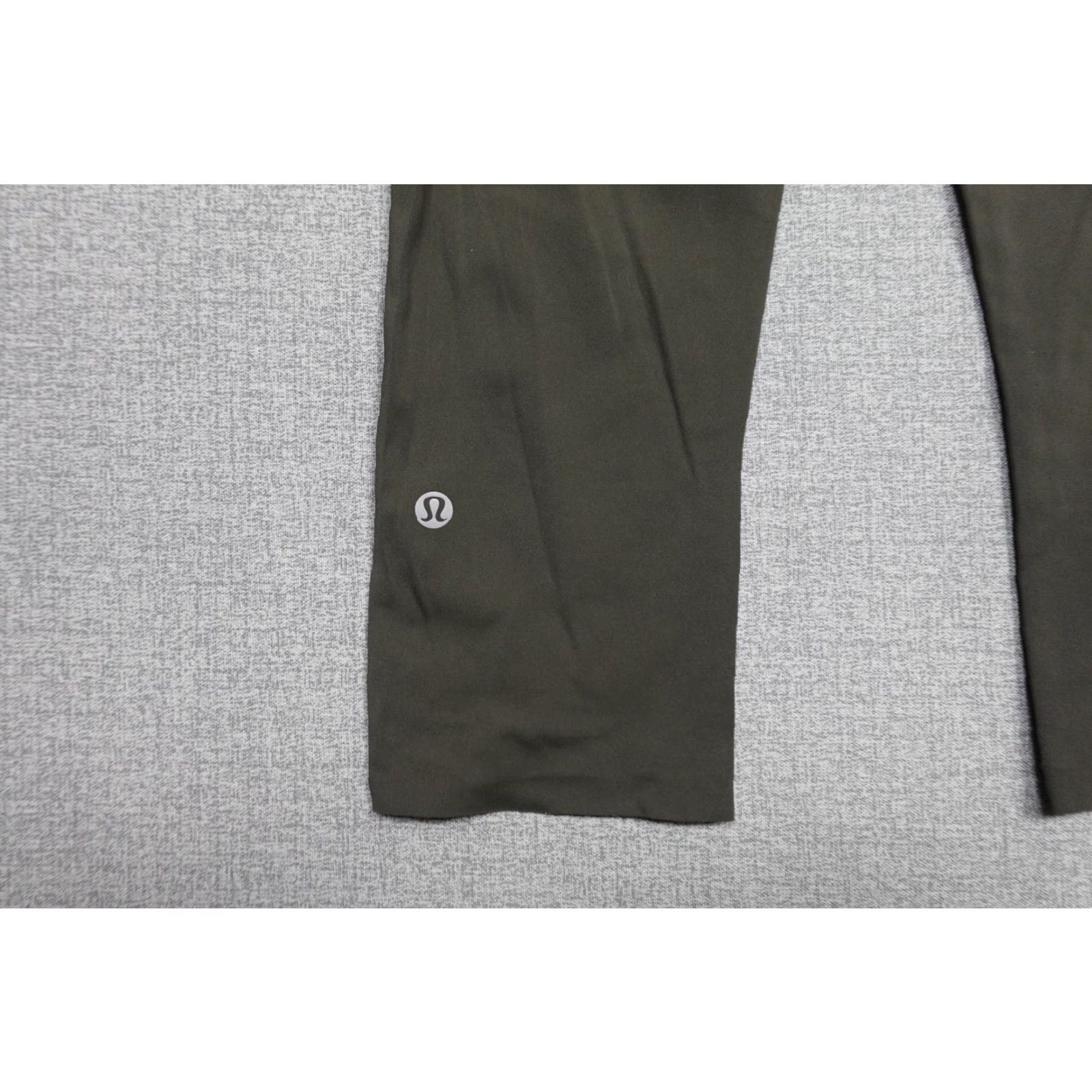 Lululemon Lululemon Leggings Women 6 Green High Rise Side Pocket Cropped Athletic Yoga Slim Skinny Knit Pull On Size 28" / US 6 / IT 42 - 2 Thumbnail