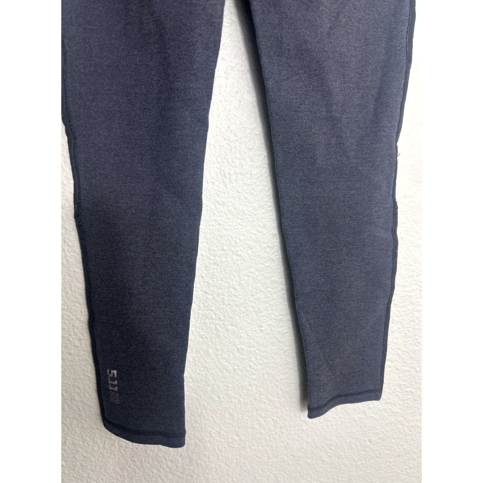 Vintage 511 Tactical Leggings Womens Small Gray Performance Belted Compression Activewear Belt Loops 28x26 Size 28" / US 6 / IT 42 - 7 Thumbnail