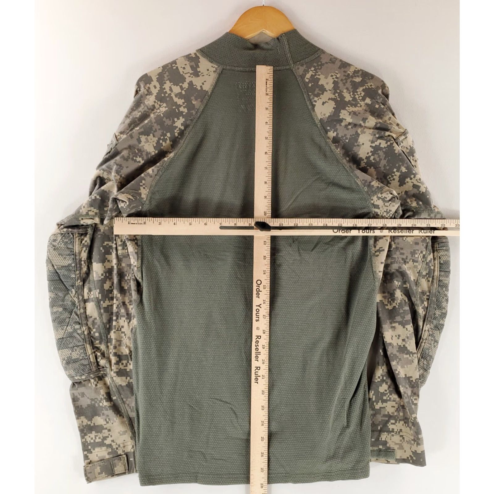 Vintage Massif US Military Army Combat Shirt Digital Camo Green Army Strong Mens L Size US L / EU 52-54 / 3 - 8 Thumbnail