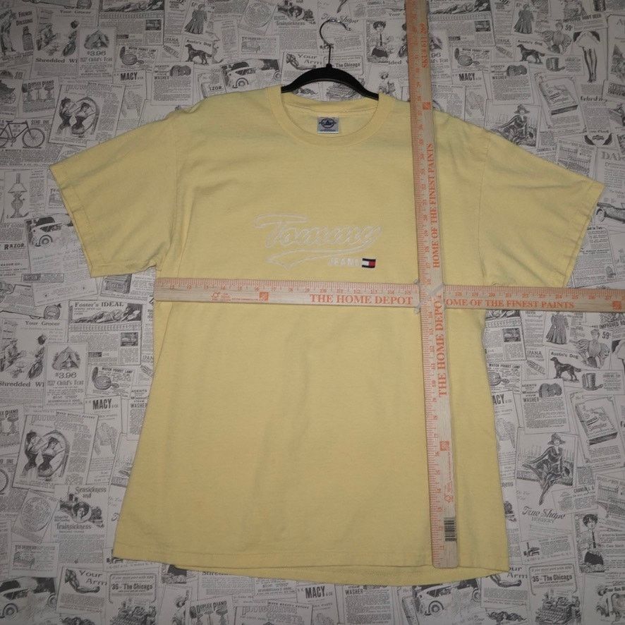 Vintage Large-Vintage Y2K Tommy jeans Hilfiger essential 00s t-shirt Size US L / EU 52-54 / 3 - 4 Thumbnail