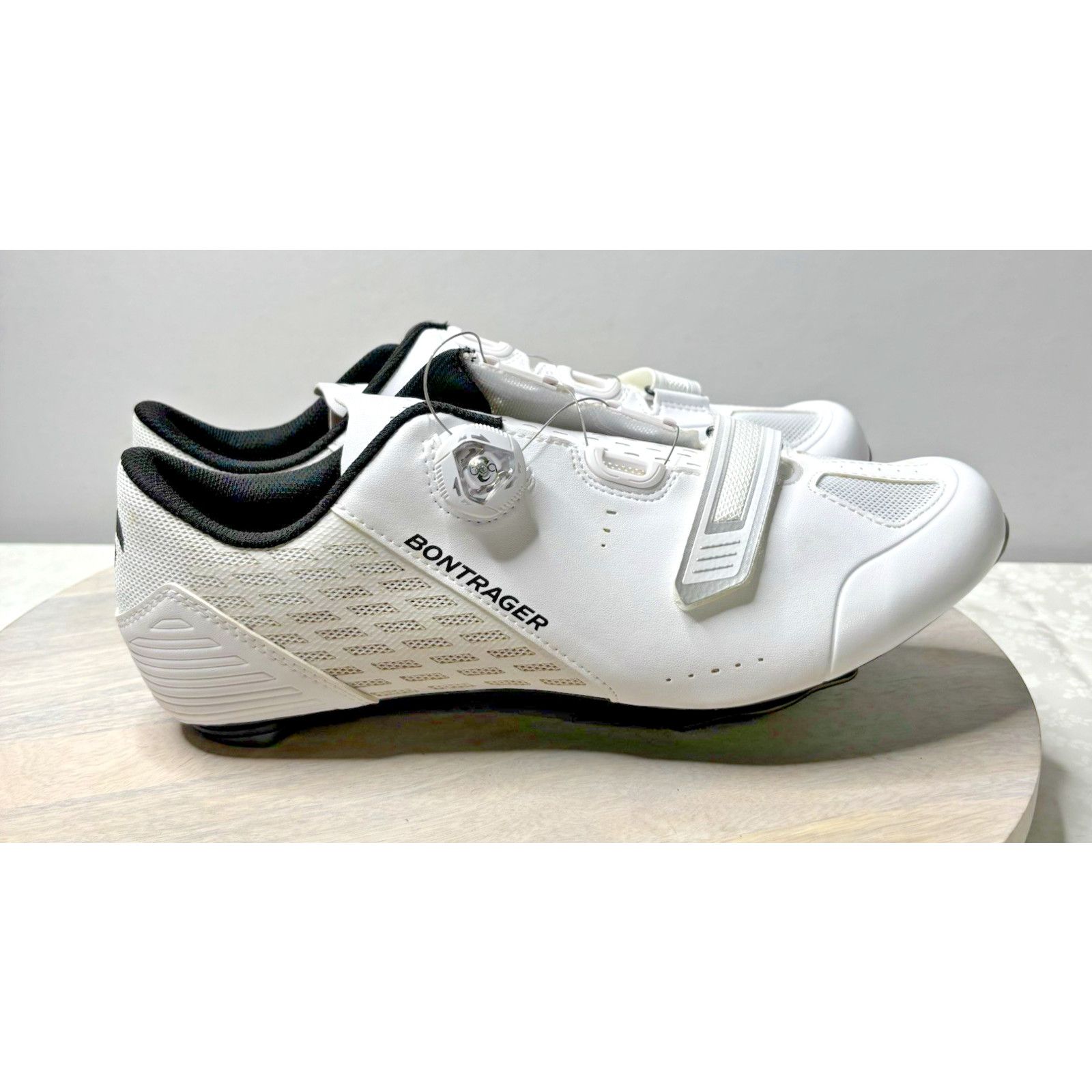 & Other Stories Up for Sale: Bontrager Anara Women's Road Bike Shoes 13 Size US 12 / IT 42 - 4 Thumbnail