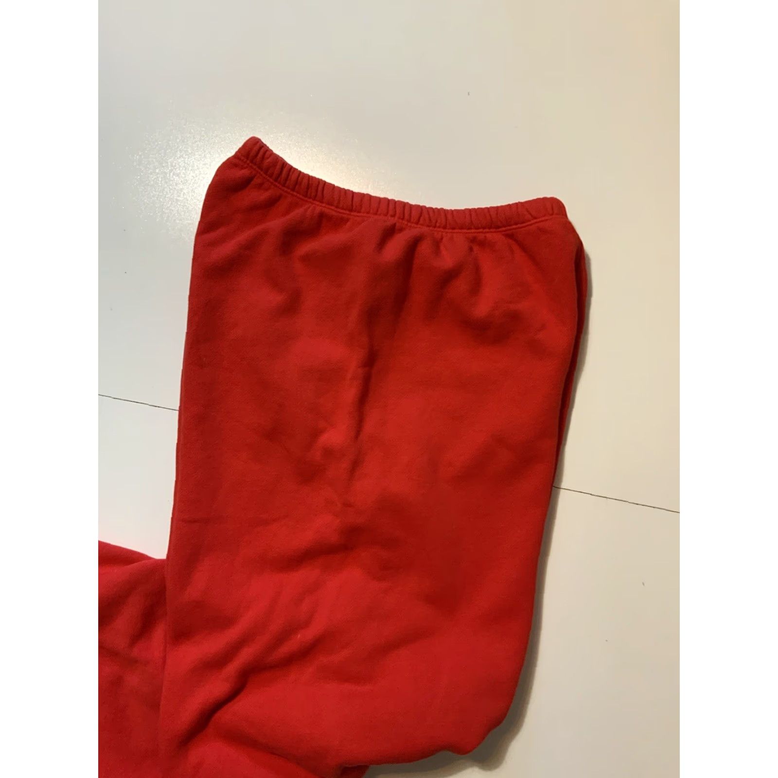 Vintage VINTAGE Red Made In USA Blank Fleece Drawstring Heavyweight Jogger Sweatpants Sz. S Mens Pants Sweatpants USA Heavyweight Fleece Jogger Drawstring S Size US 29 - 7 Thumbnail