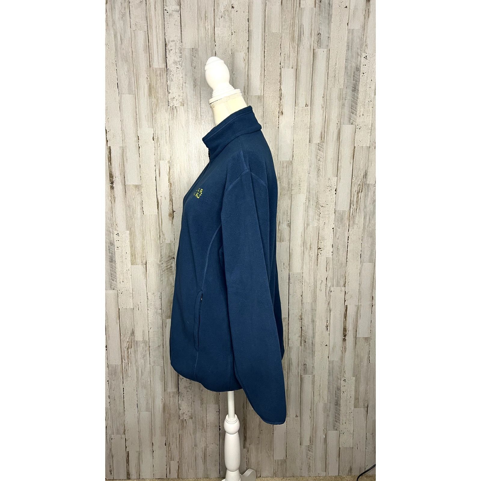 Star Wars Men's Star Wars Fleece Jacket Blue Full-Zip Size Medium Size US M / EU 48-50 / 2 - 5 Thumbnail