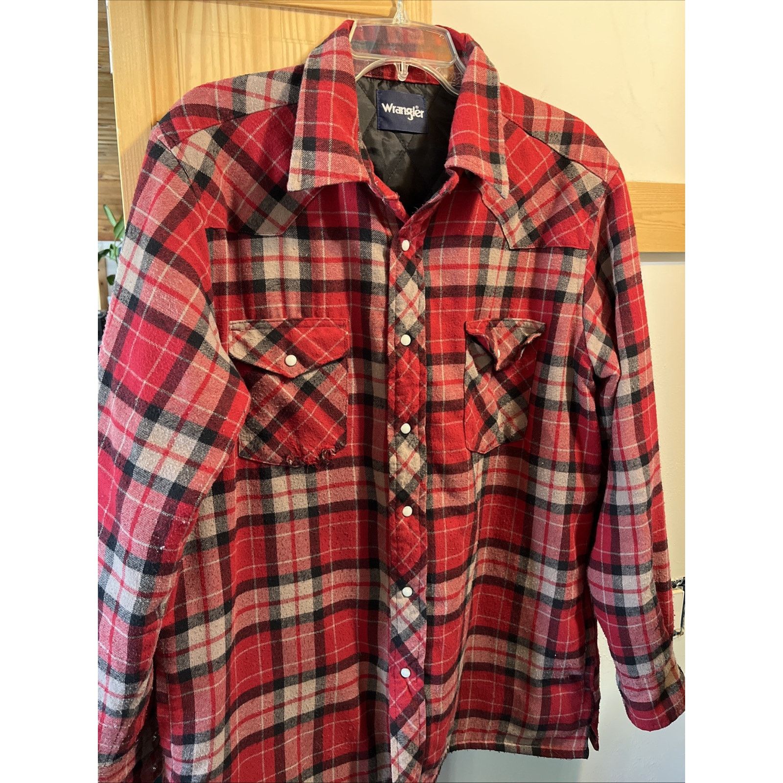 Wrangler Wrangler Men’s Large Red Pearl Snap Flannel Shirt Red Plaid Size US L / EU 52-54 / 3 - 2 Thumbnail