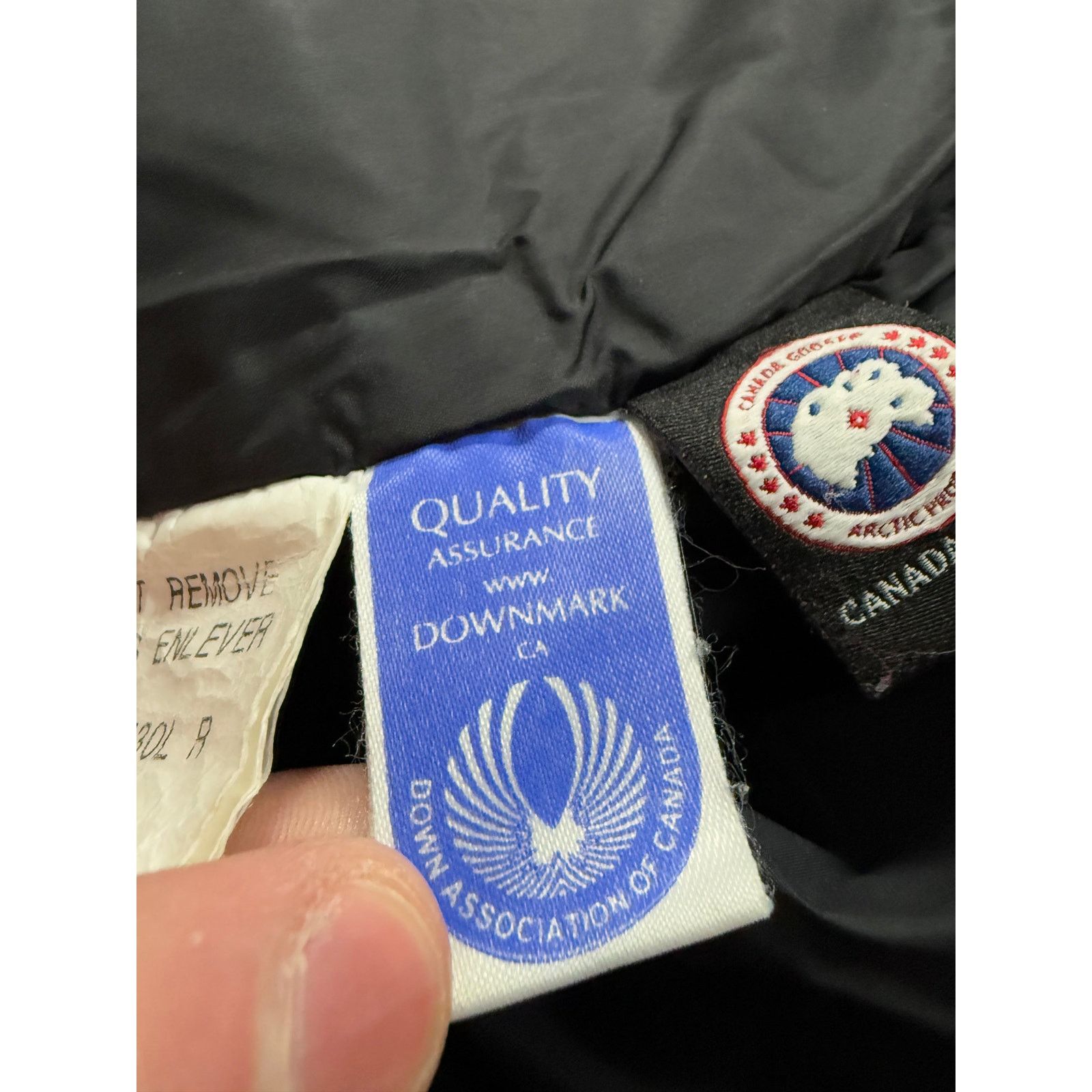 Canada Goose Canada Goose Fur Red Bomber Jacket Size S / US 4 / IT 40 - 2 Thumbnail