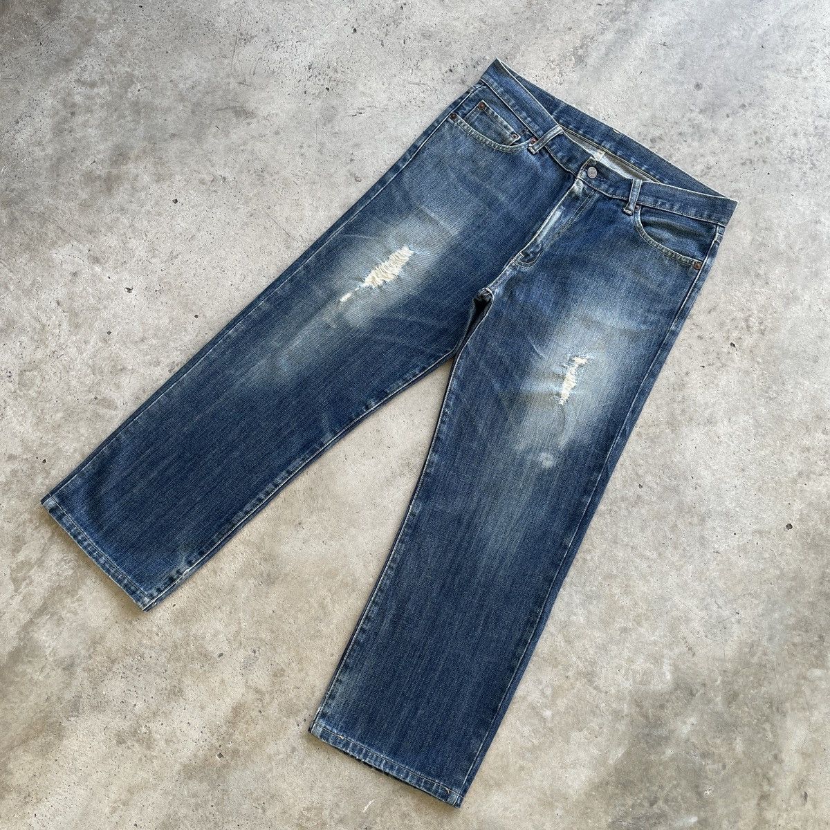 Japanese Brand Distressed Jeans Vintage Japanese Faded Denim Pants W34 Size US 34 / EU 50 - 2 Thumbnail