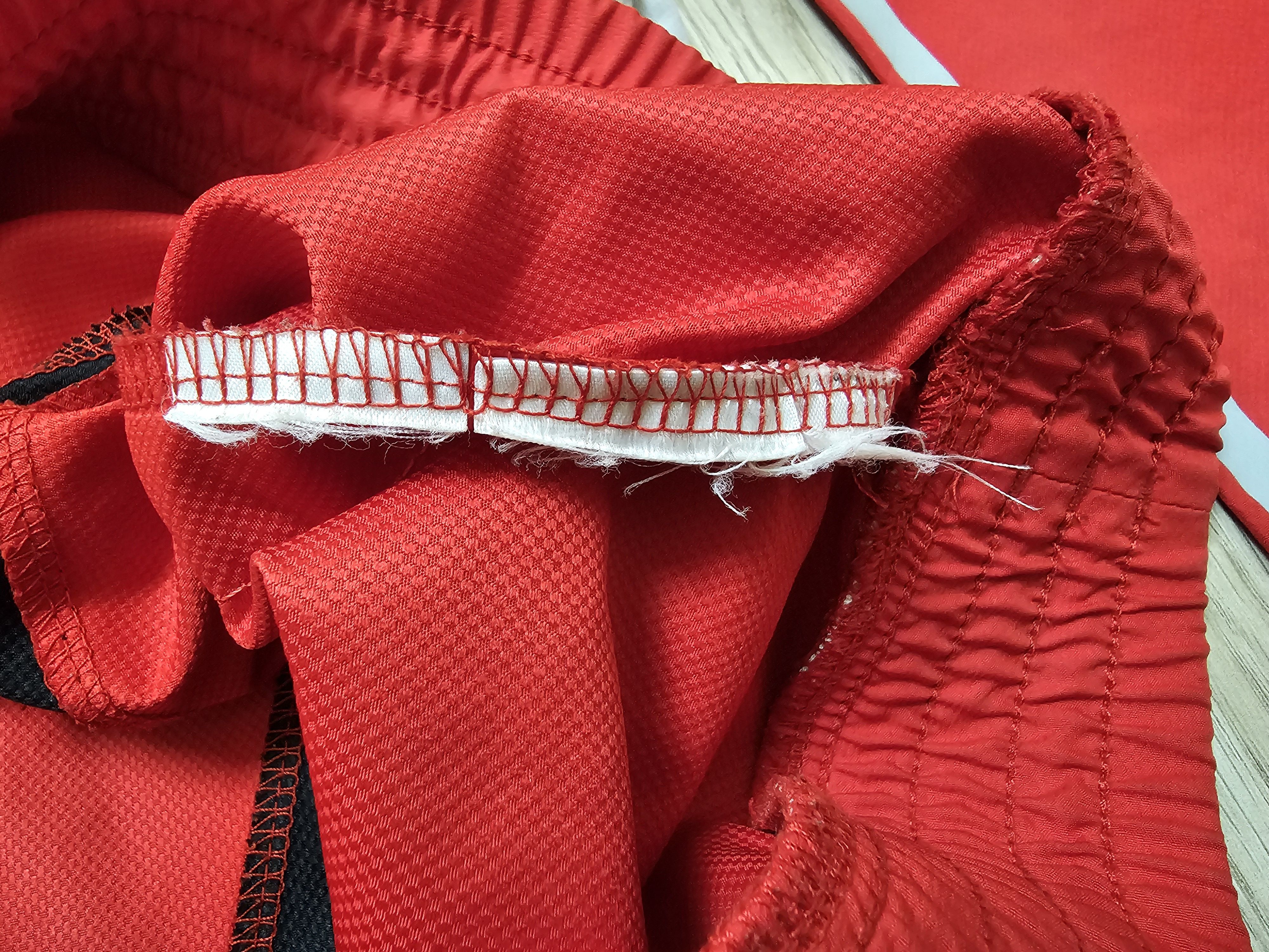 Adidas LIVERPOOL 2008 2010 FOOTBALL JACKET SOCCER JACKET TOP Size US L / EU 52-54 / 3 - 15 Thumbnail