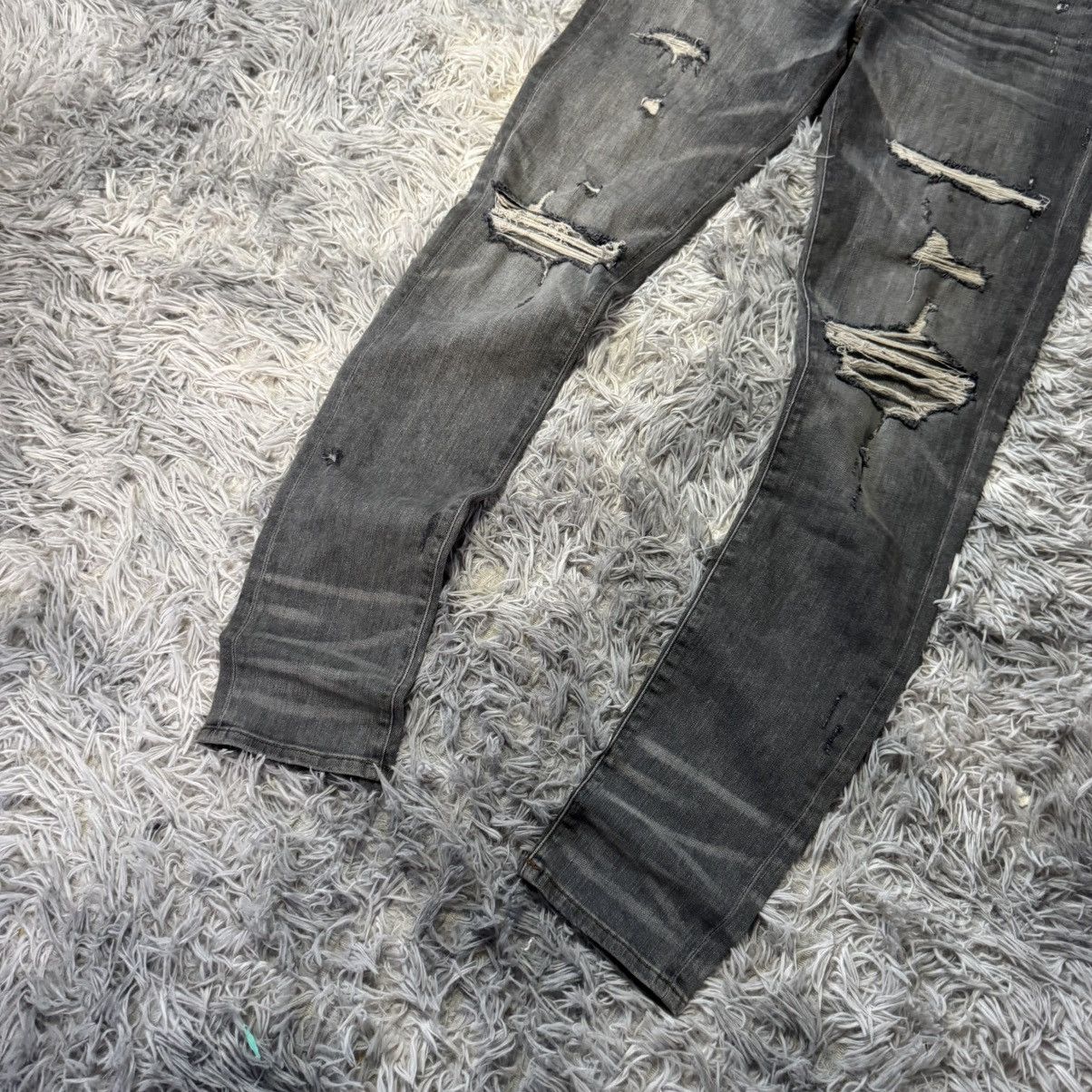 Amiri Amiri Storm Grey Distressed Skinny Jeans Size US 32 / EU 48 - 2 Thumbnail