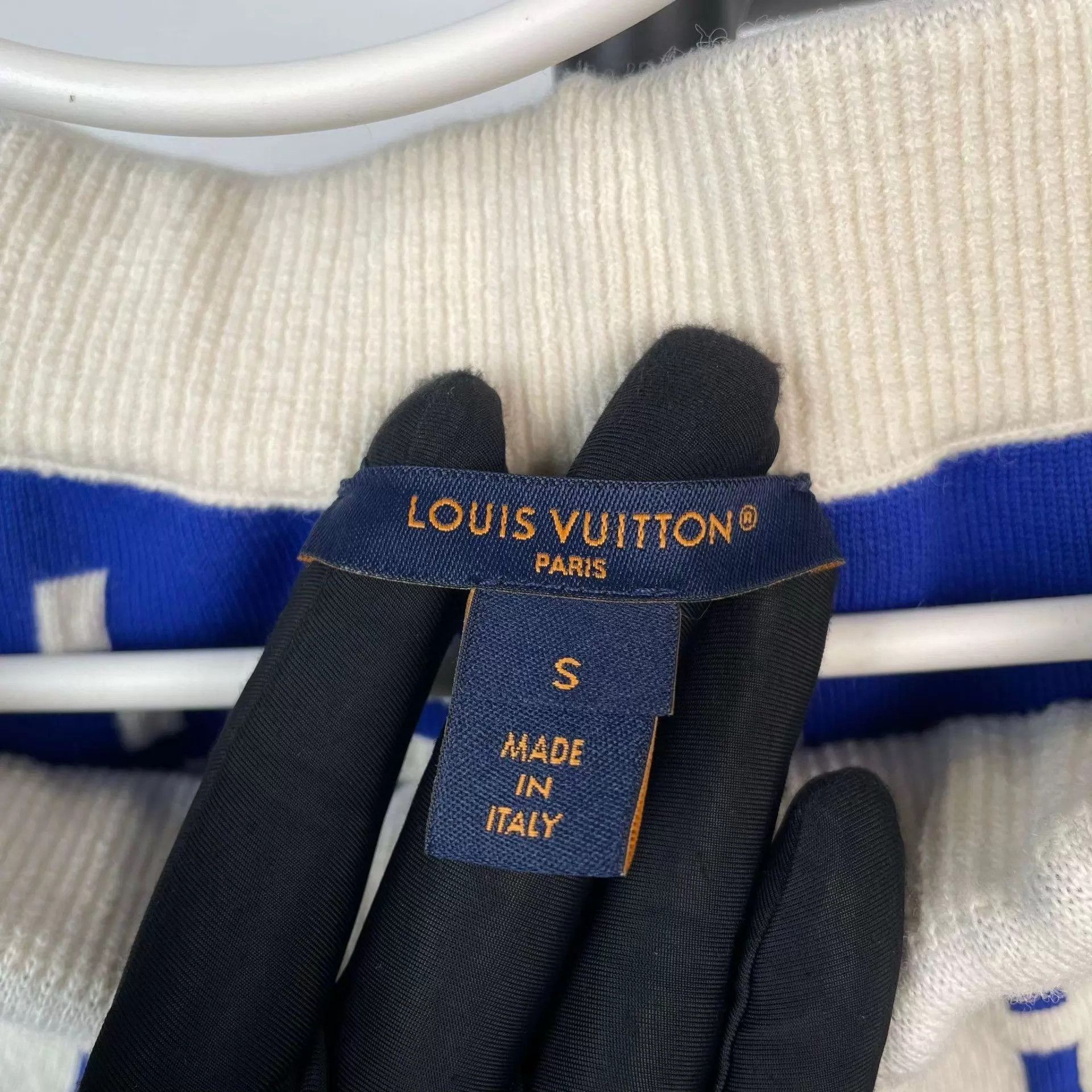 Louis Vuitton Lv Cotton Women's Sweatshirt & Short Set White S Size S / US 4 / IT 40 - 4 Thumbnail
