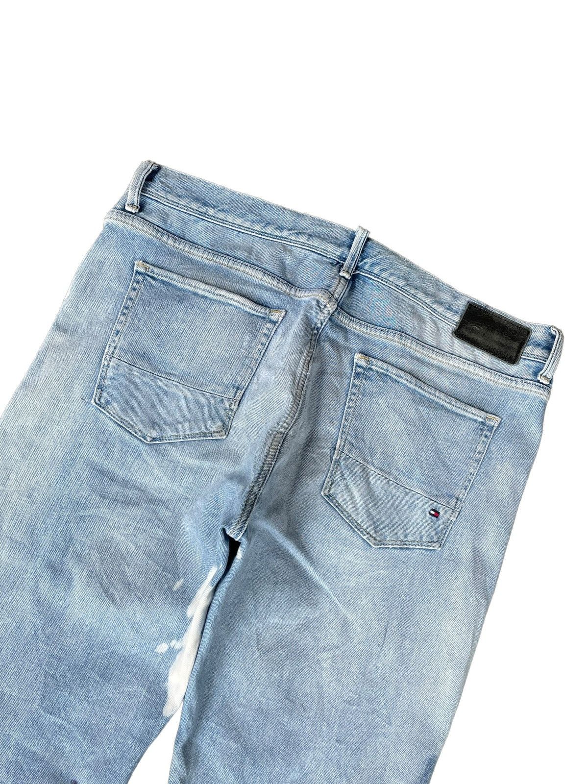 Tommy Hilfiger Tommy Hilfiger Bleached Wash Distressed Patches Style Jeans Size US 34 / EU 50 - 14 Thumbnail