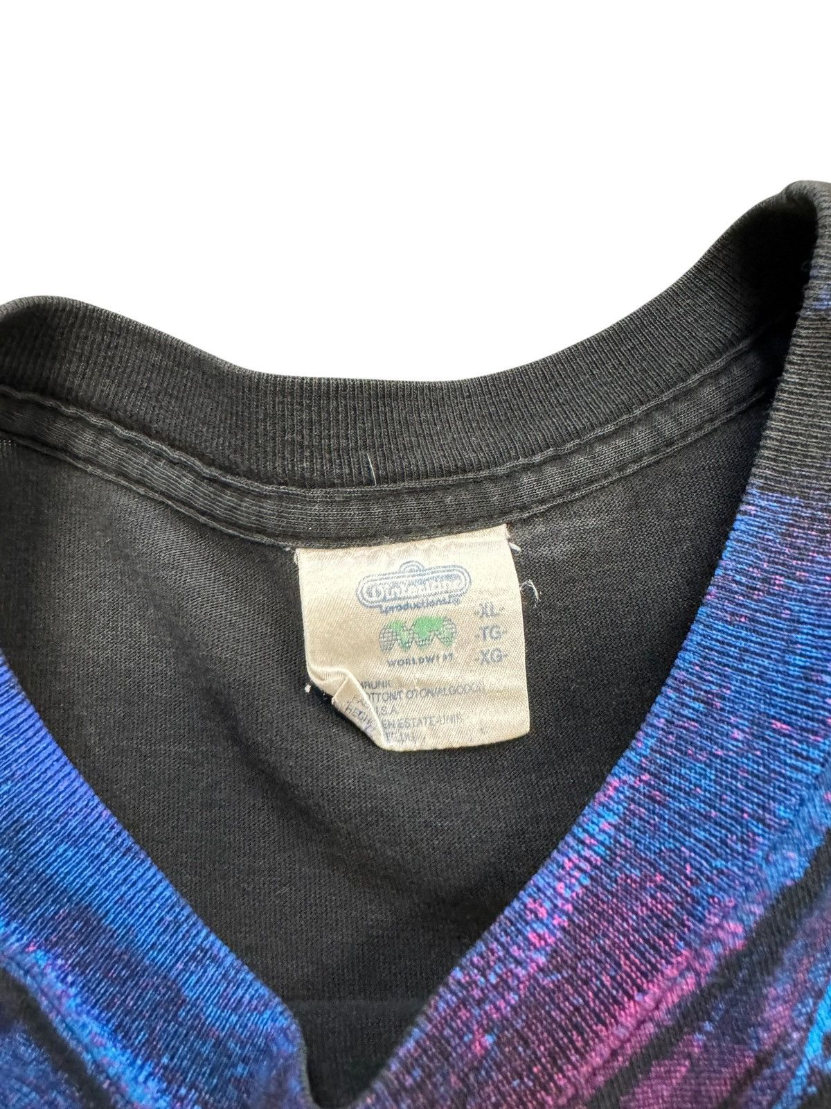 Vintage Vintage Pink Floyd The Wall AOP Tee Size US XL / EU 56 / 4 - 3 Thumbnail