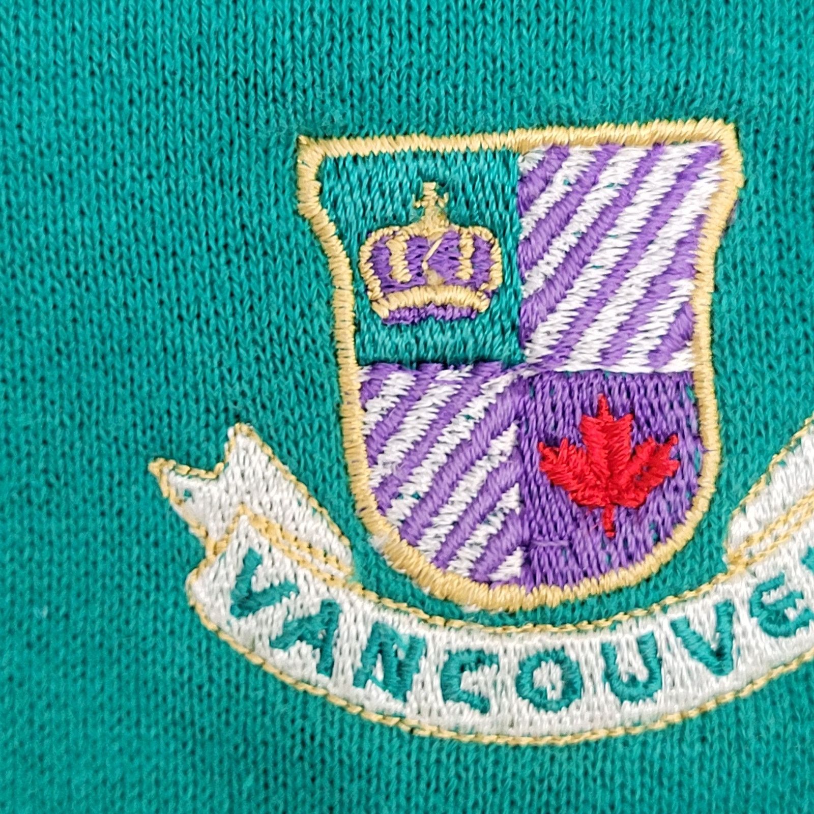 Lee Vintage 80s Vancouver Sweatshirt Womens M/L 19x24 Crop USA Size L / US 10 / IT 46 - 14 Thumbnail