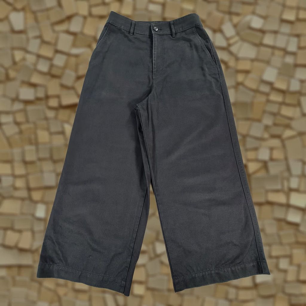 Uniqlo VINTAGE Uniqlo Womens Trousers Black W24 L24 Wide Leg Chino Pants High Rise Size 42" / US 20 - 1 Thumbnail