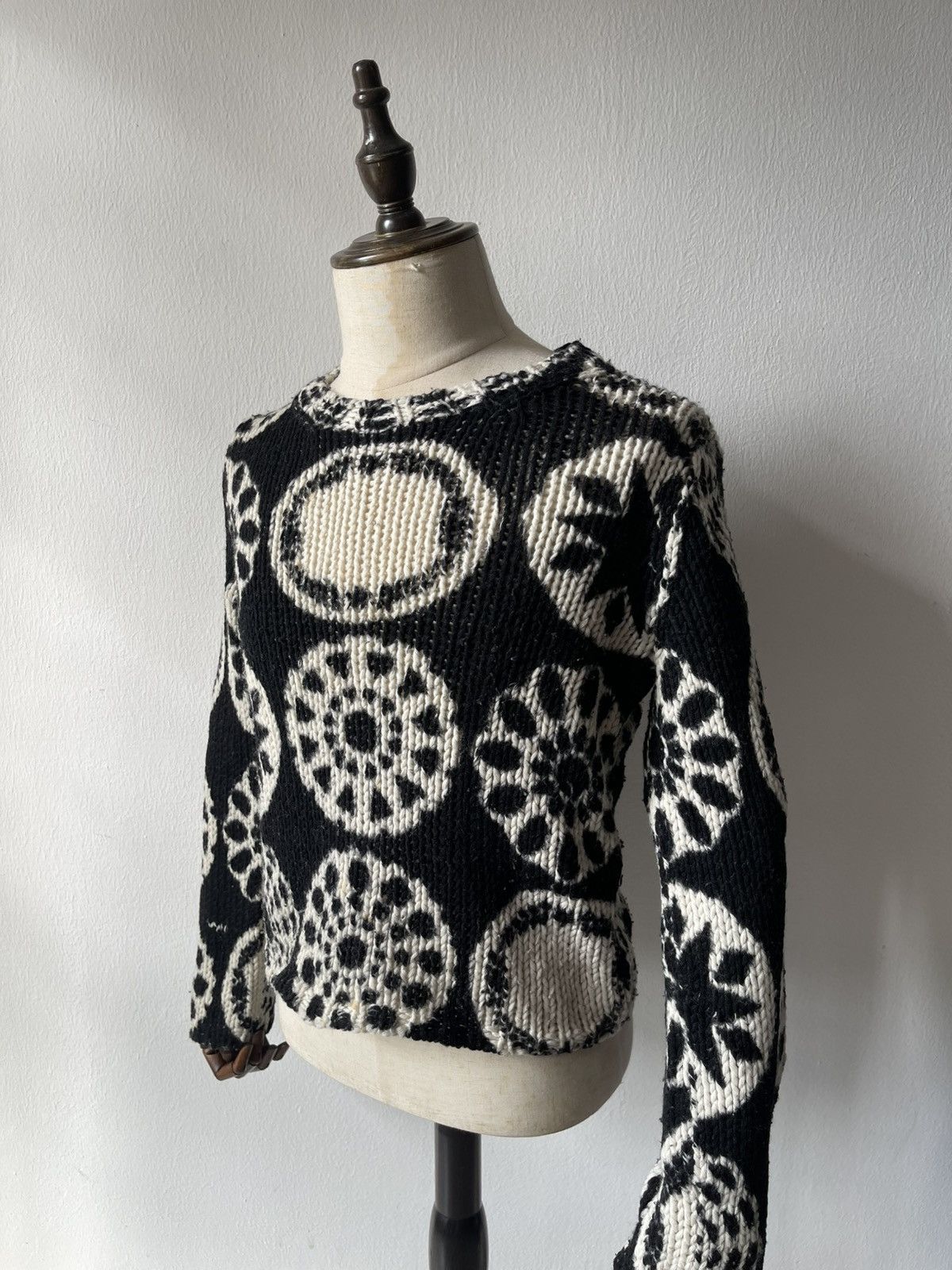 Comme des Garcons 2001 Comme Des Garcons Circle Motive Wool Knit C2 Size US S / EU 44-46 / 1 - 6 Thumbnail