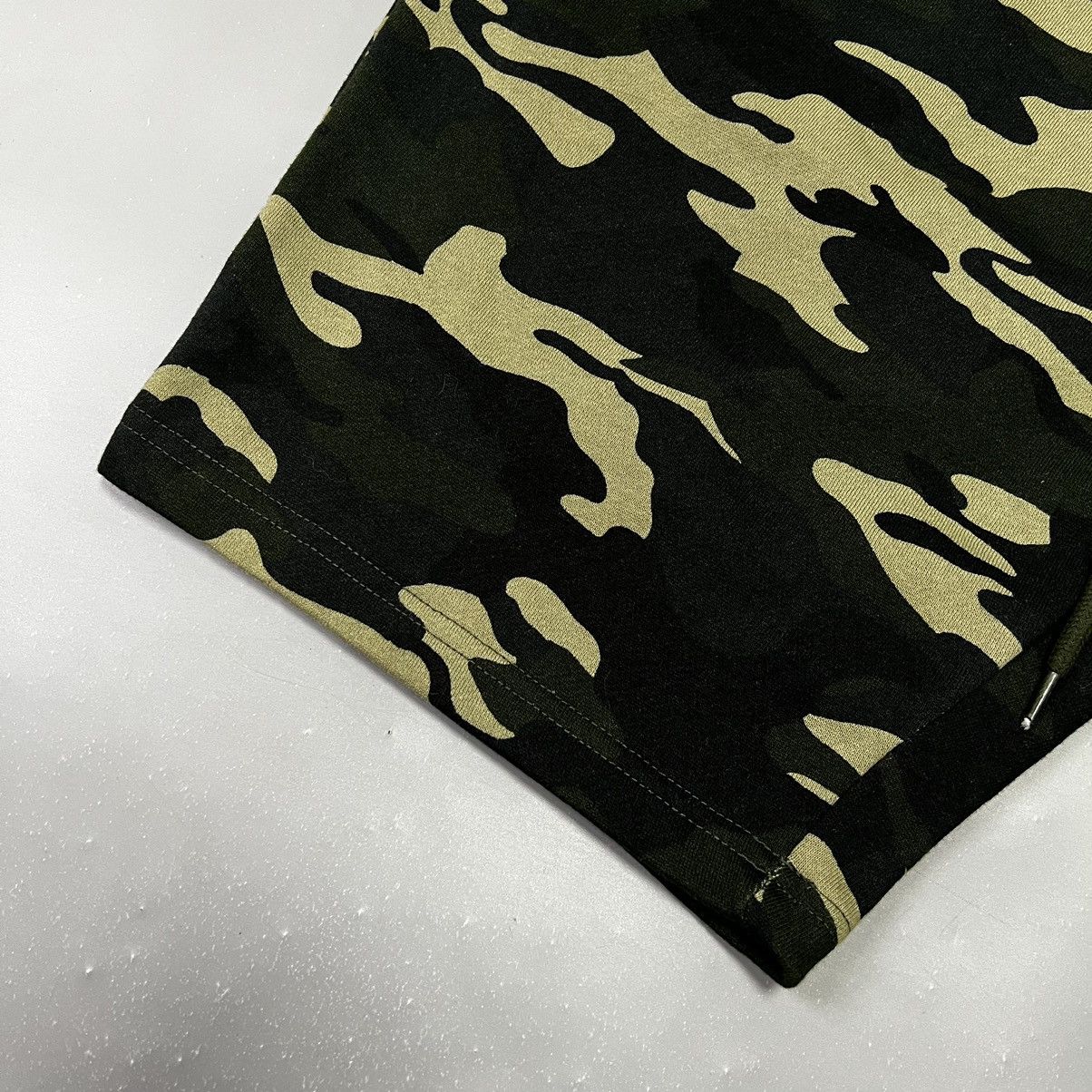 True Religion True Religion Fleece Shorts Camo NEW 🆕 Size US 34 / EU 50 - 6 Thumbnail