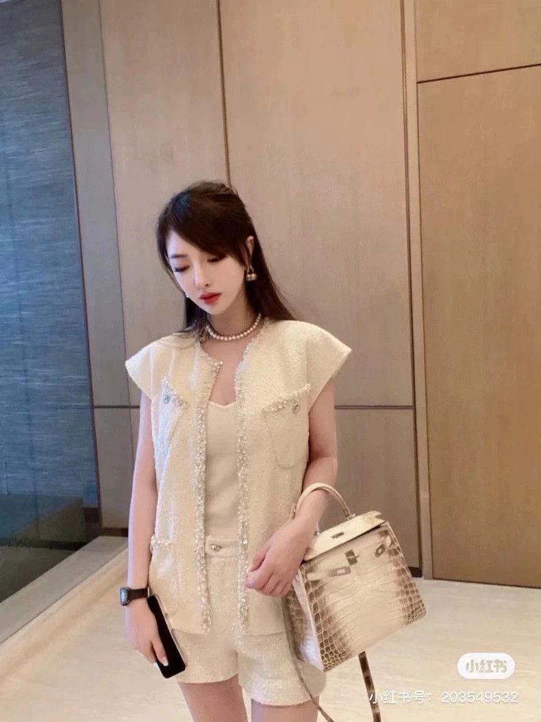 Chanel Chanel White heavy industry beaded vest Size XS / US 0-2 / IT 36-38 - 7 Thumbnail